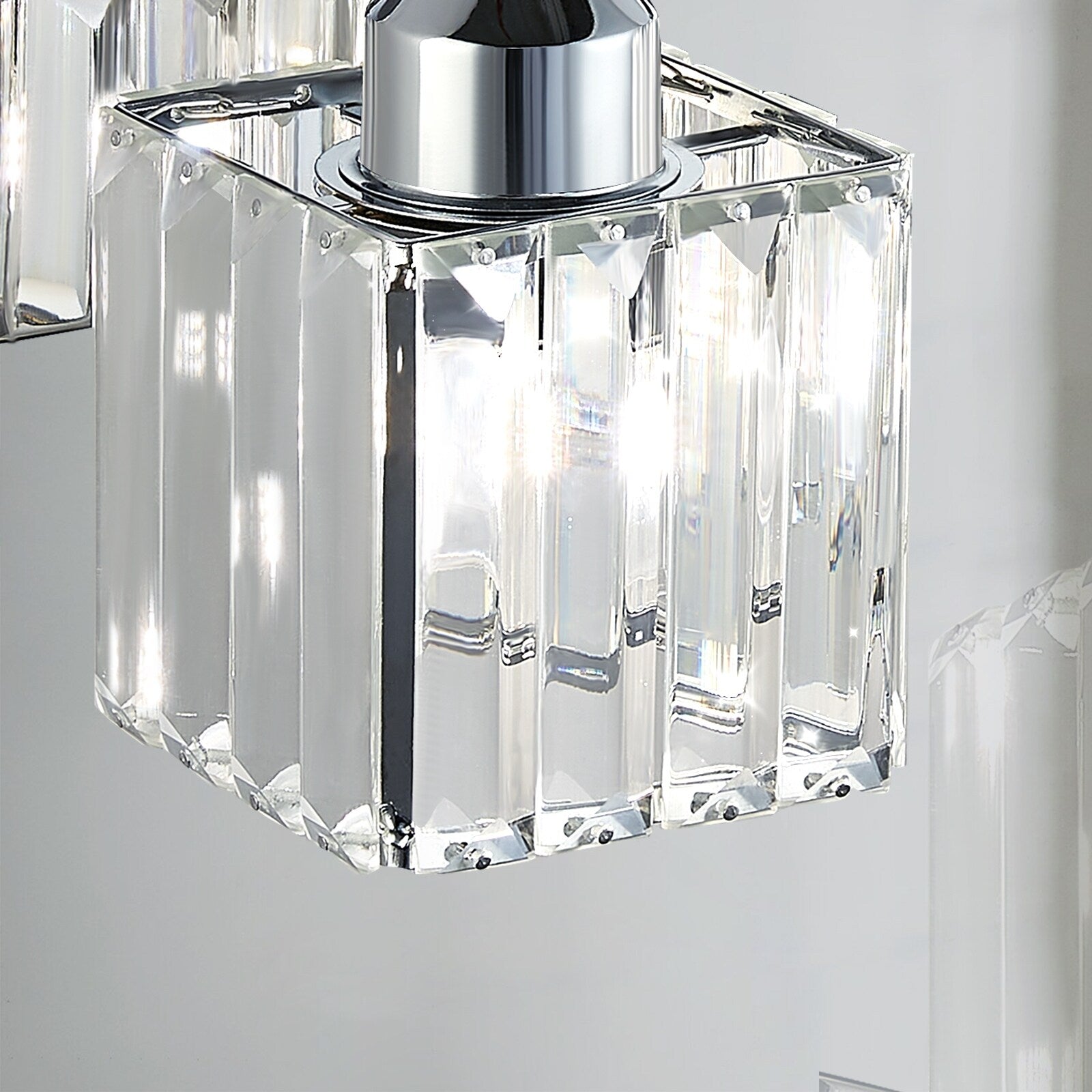 2/3/4/5 Light Bathroom Vanity Light Wall Sconce with Crystal Shade