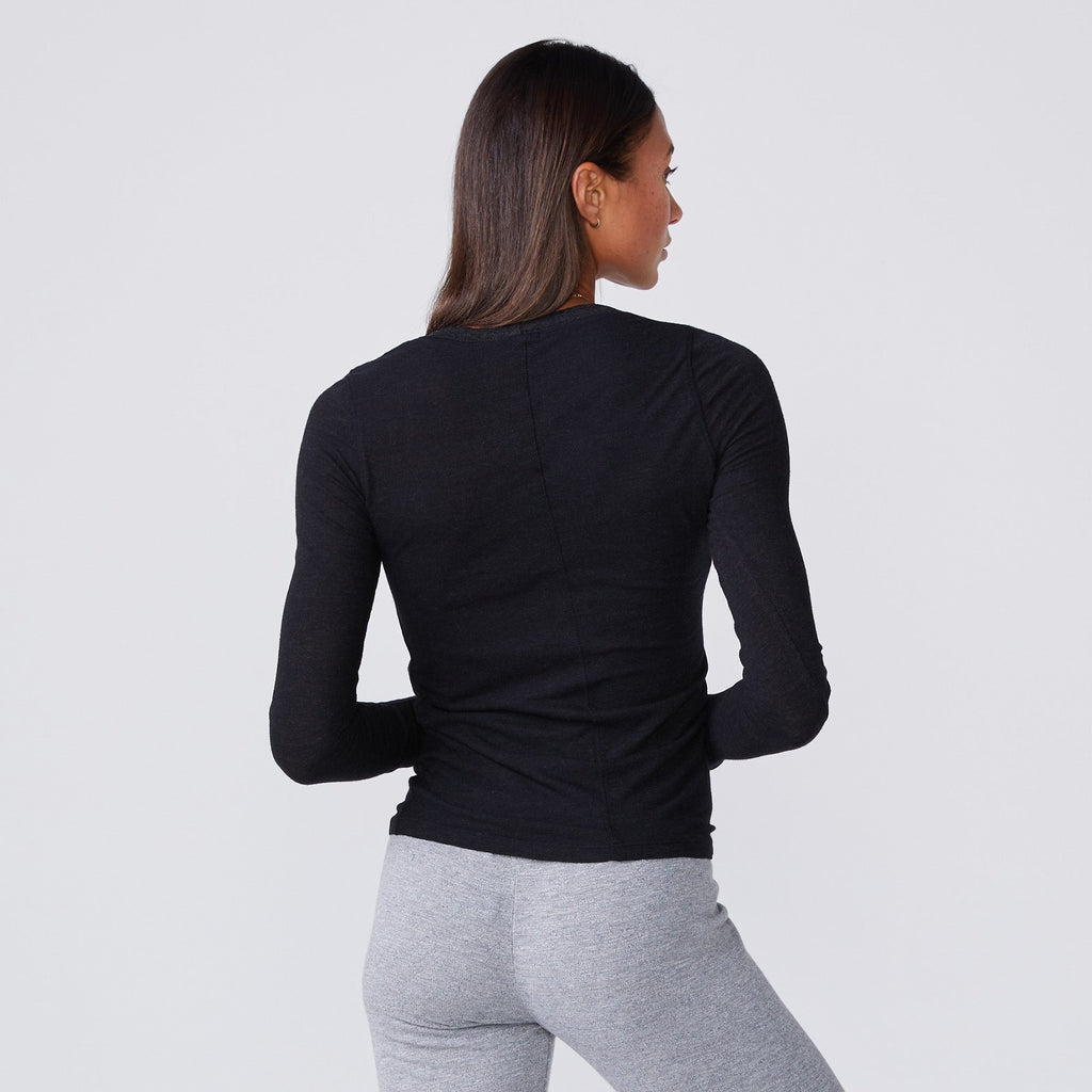 Textured Tri-Blend Fitted Long Sleeve Crew