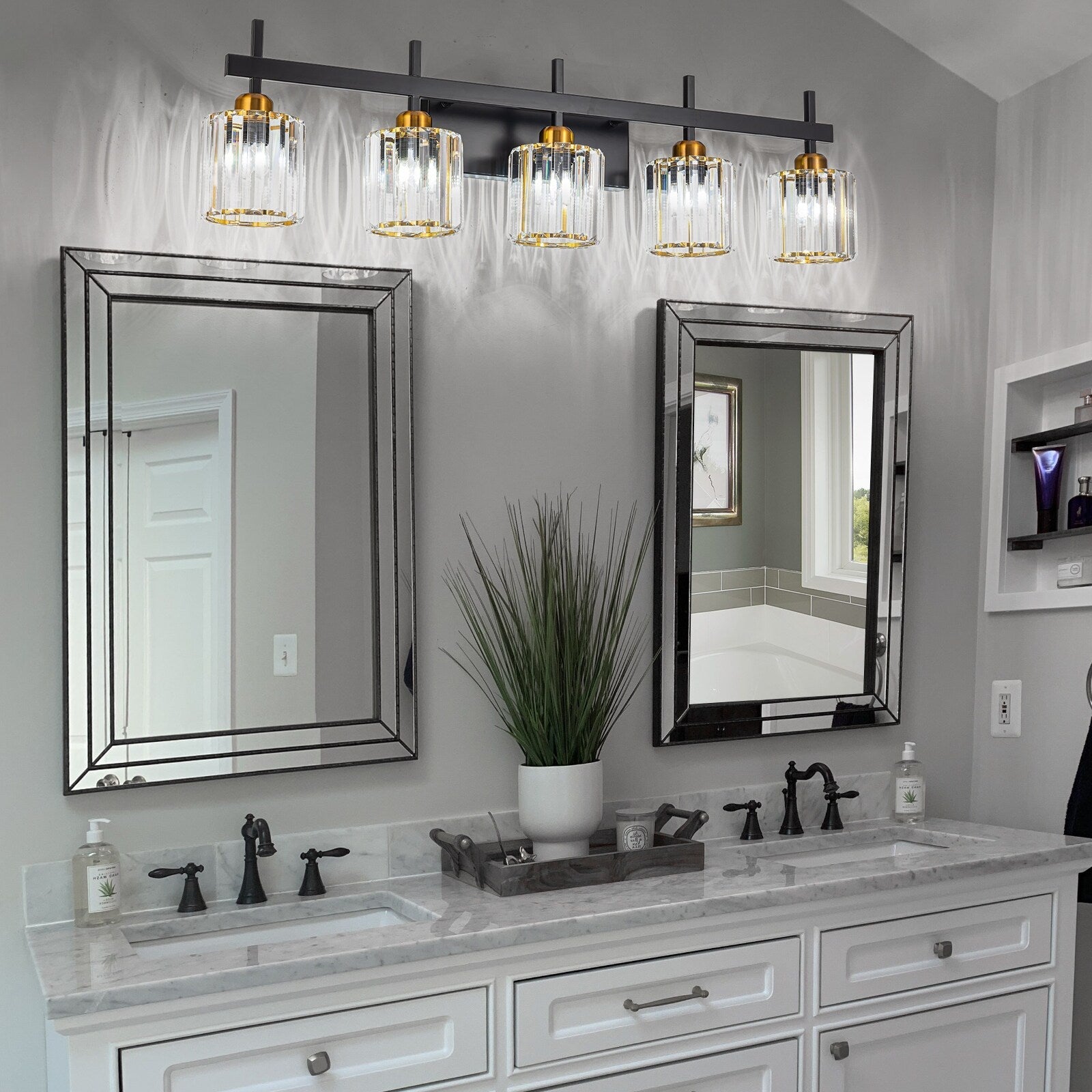 3/4/5-Light Modern Dimmable Crystal Bathroom Vanity Lights Fixtures Over Mirror