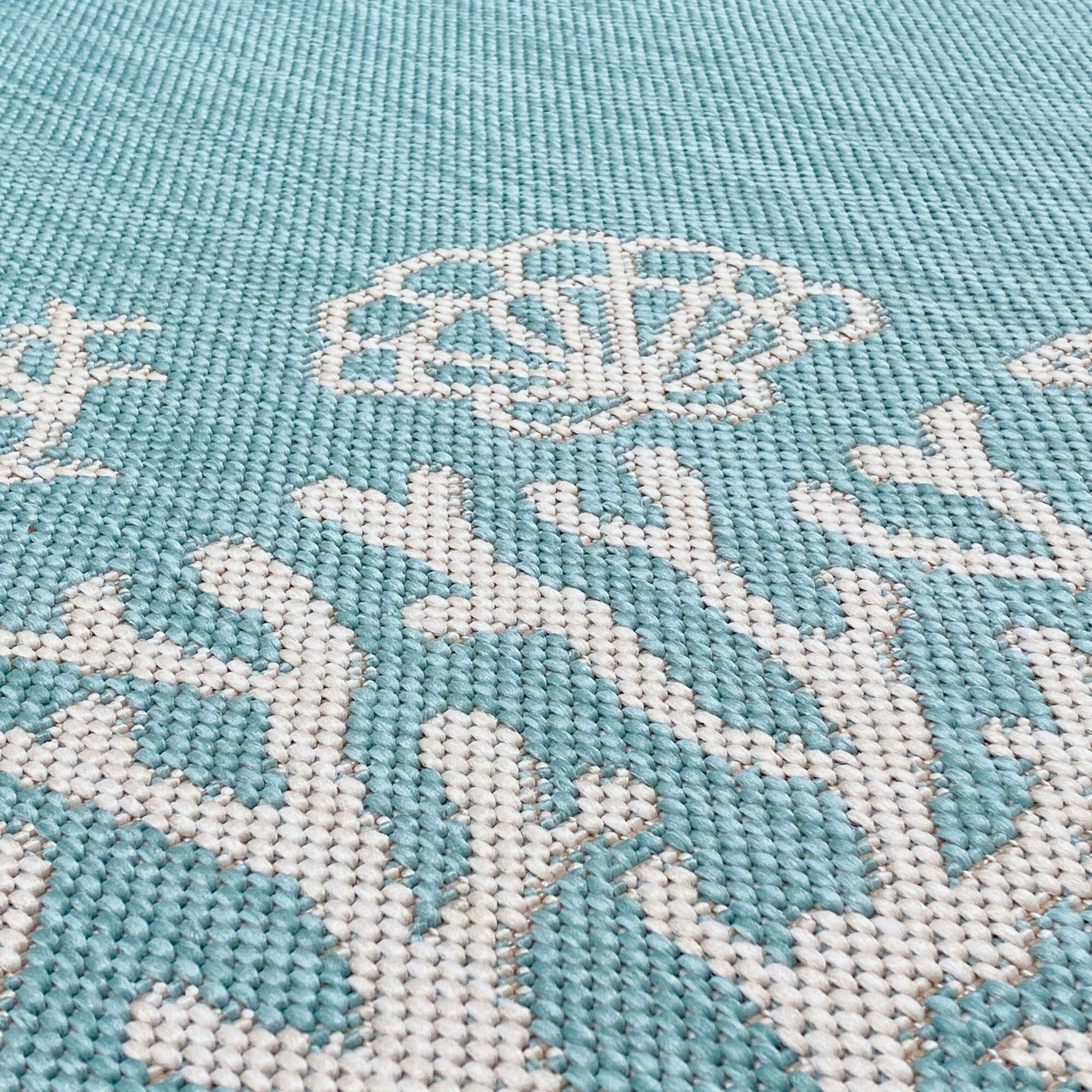 Exo Coastal Graphic Print Indoor/Outdoor Area Rug