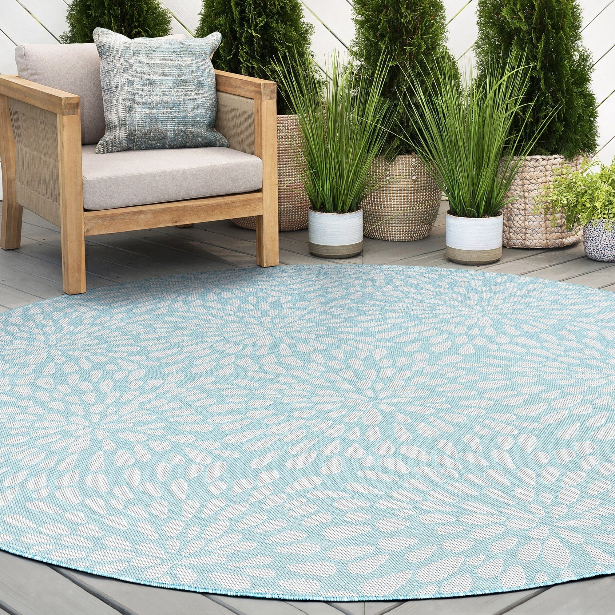 Exo Coastal Floral Indoor/Outdoor Area Rug