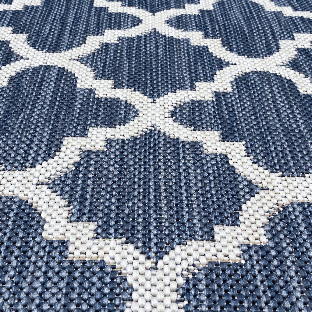 Exo Coastal Geometric Indoor/Outdoor Area Rug