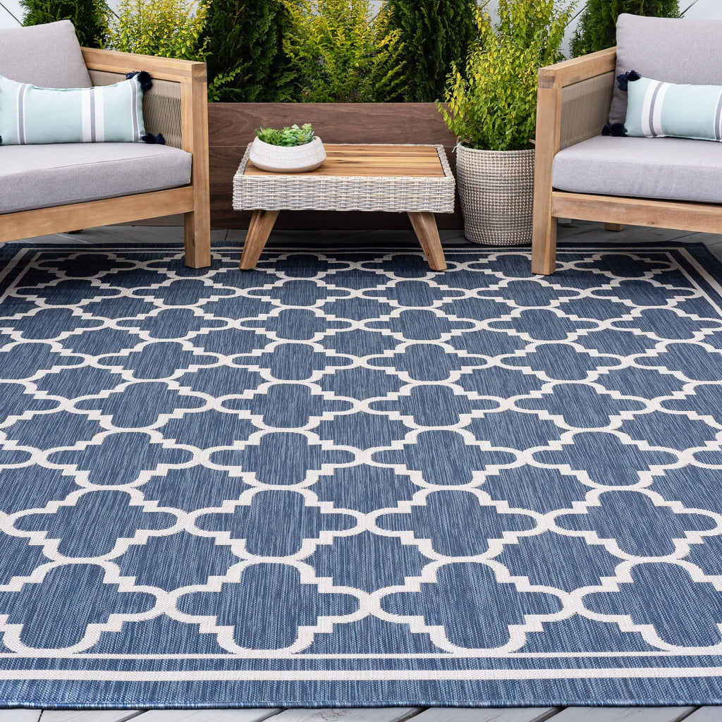 Exo Coastal Geometric Indoor/Outdoor Area Rug