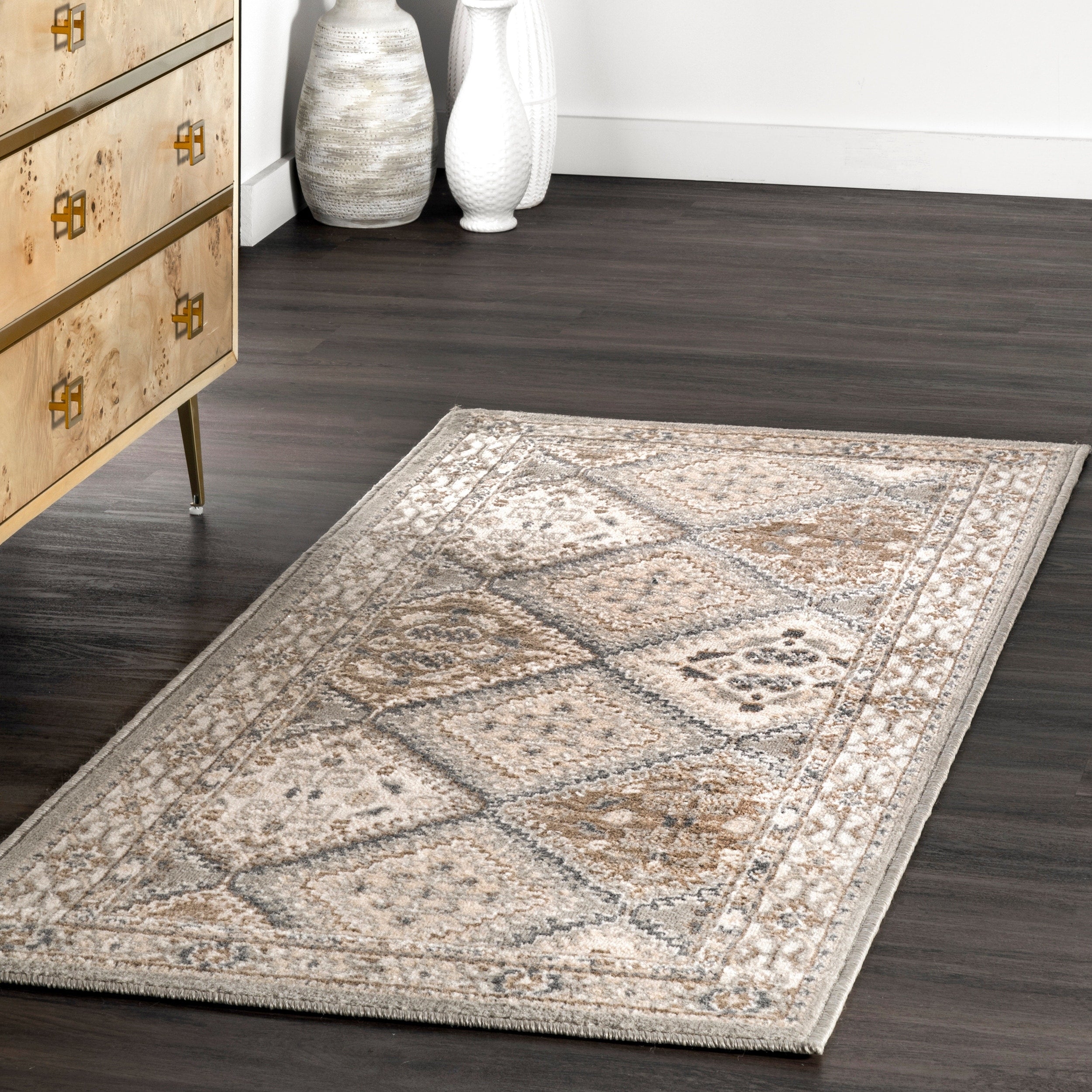 Nuloom Becca Traditional Tiled Area Rug