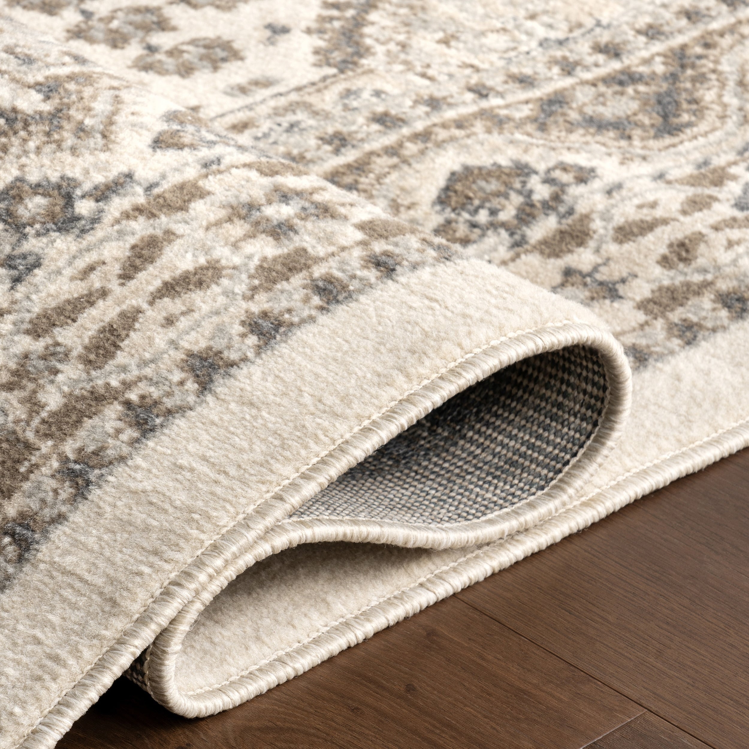 Nuloom Becca Traditional Tiled Area Rug