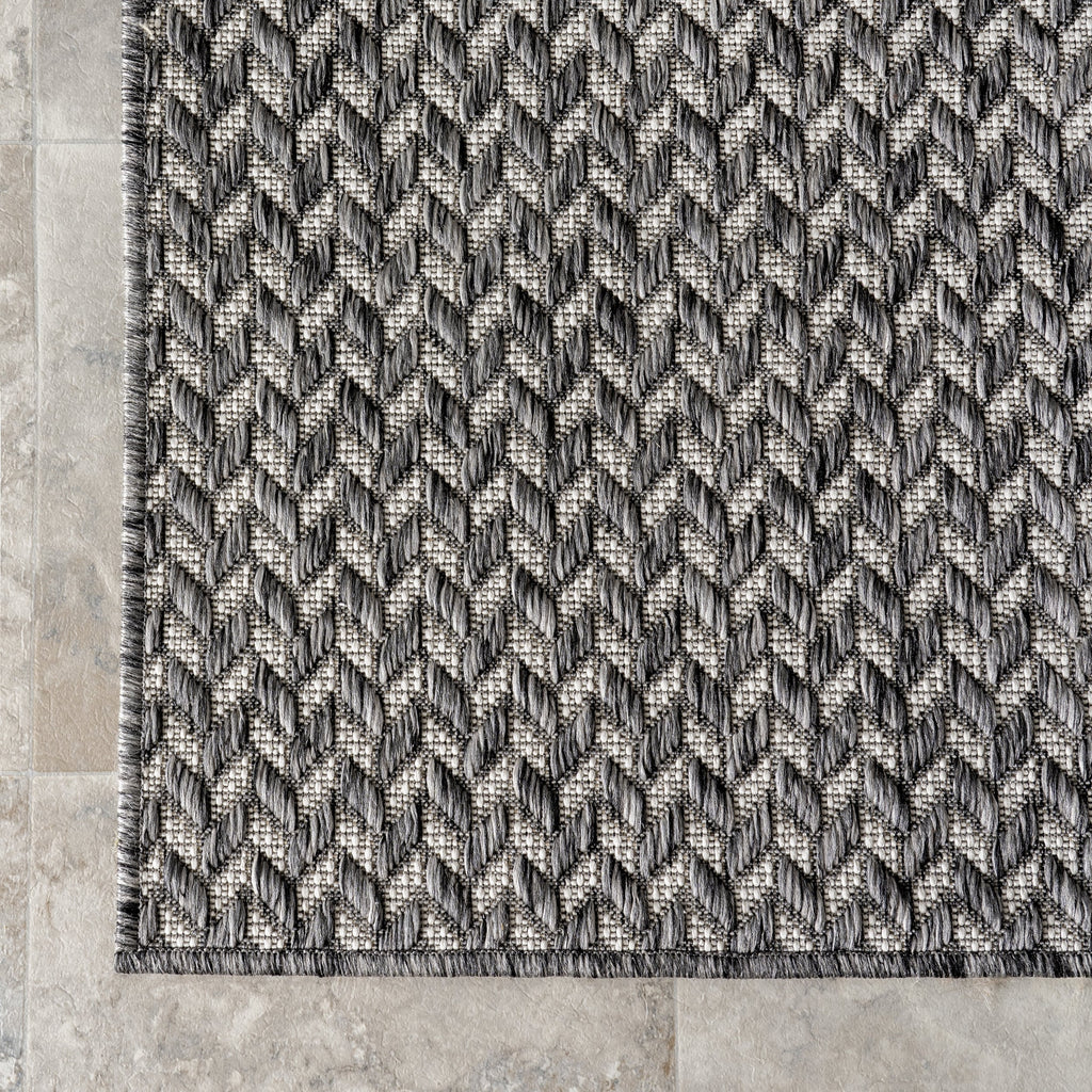 Nuloom Camryn Herringbone Indoor/Outdoor Area Rug