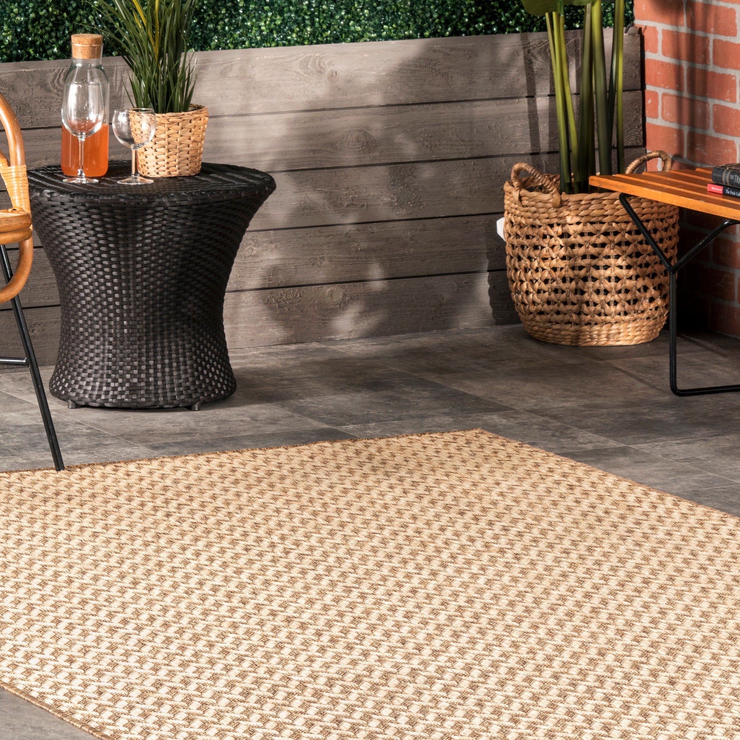 Nuloom Camryn Herringbone Indoor/Outdoor Area Rug
