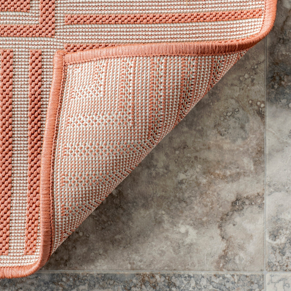 Nuloom Leah Classic Bordered Indoor/Outdoor Area Rug