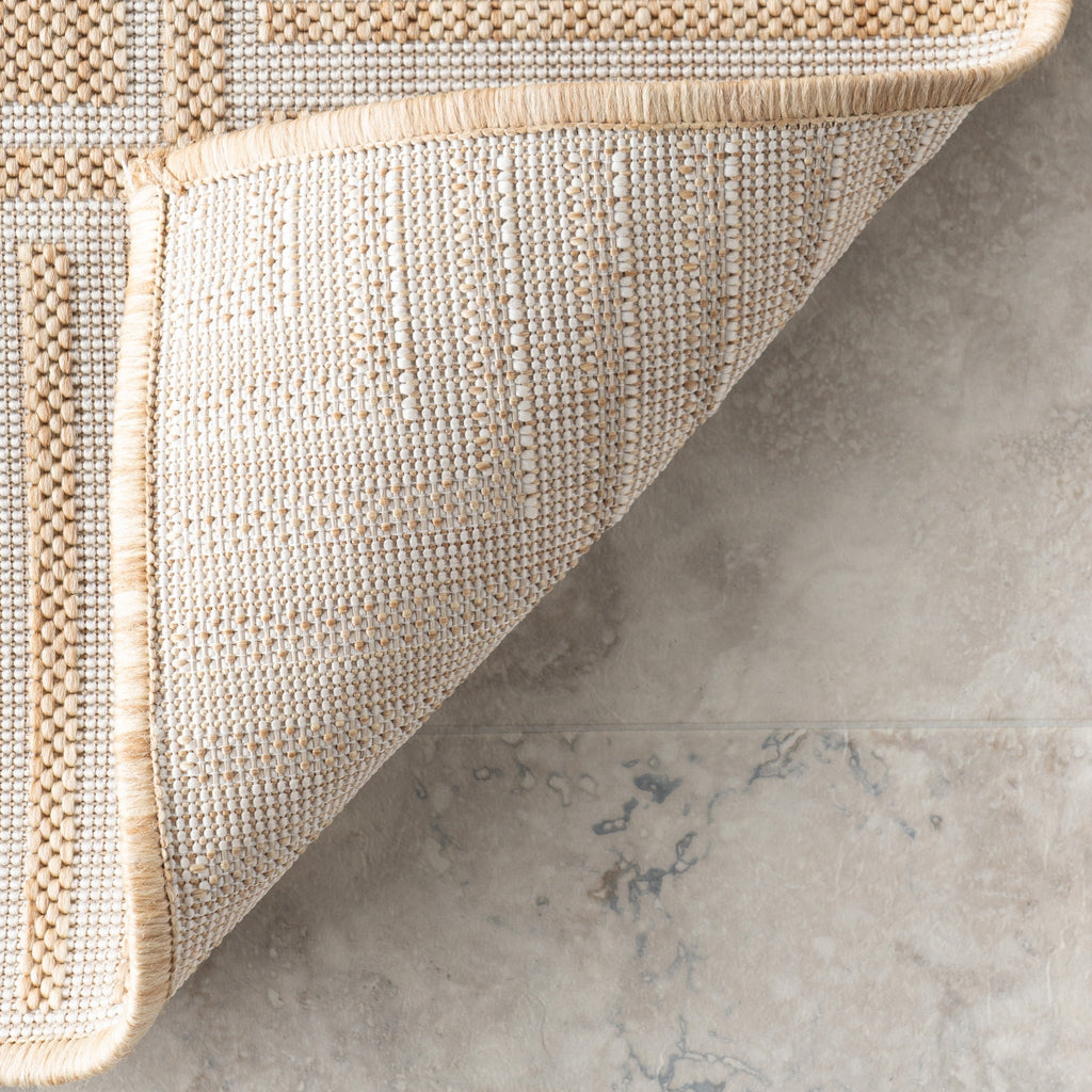 Nuloom Leah Classic Bordered Indoor/Outdoor Area Rug