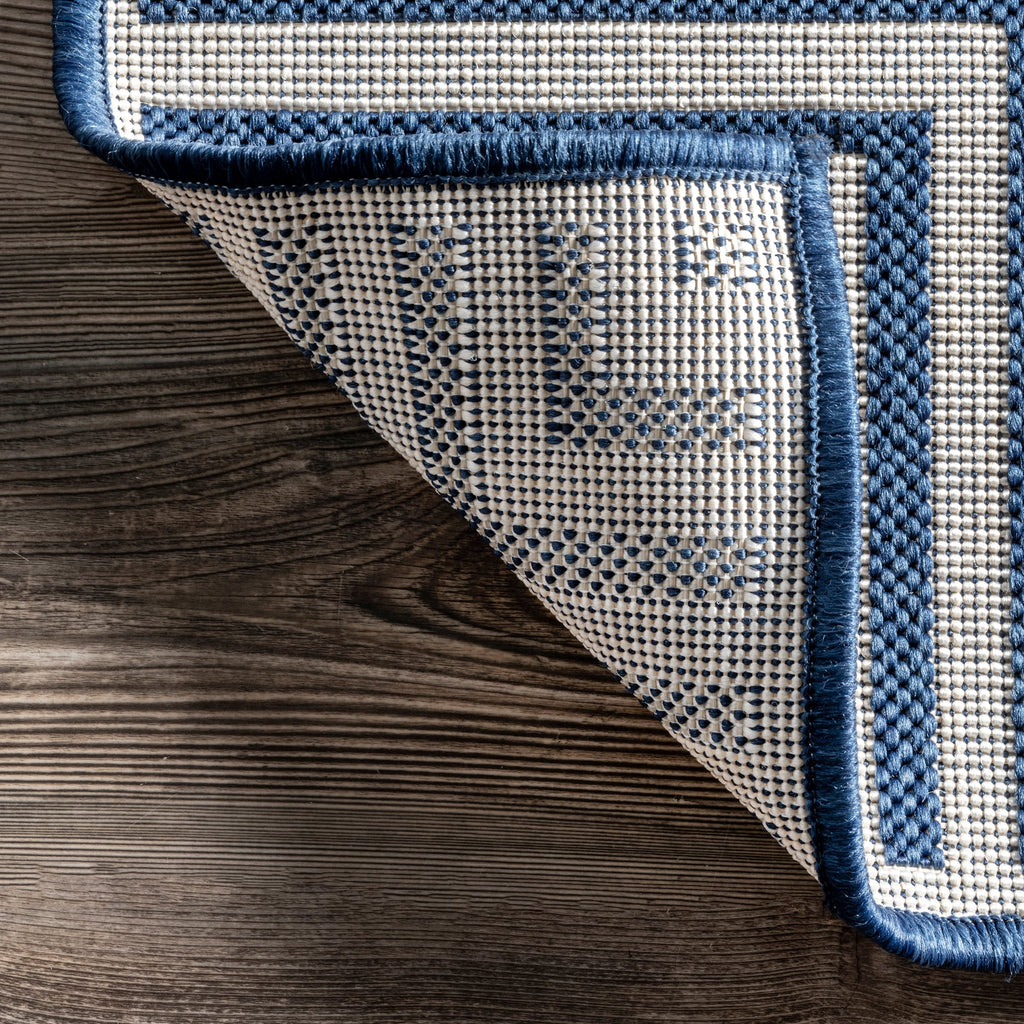 Nuloom Leah Classic Bordered Indoor/Outdoor Area Rug