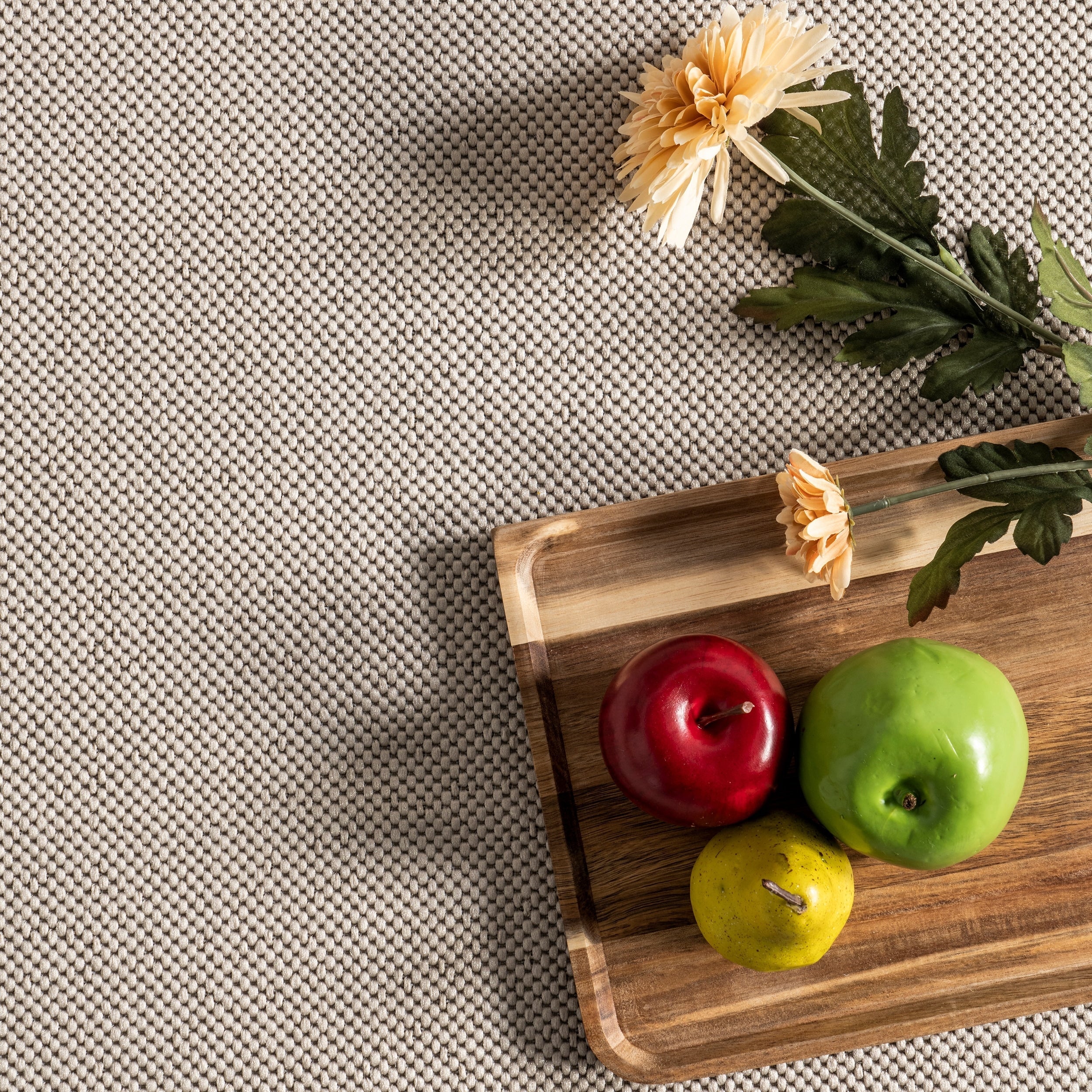 Nuloom Leah Classic Bordered Indoor/Outdoor Area Rug