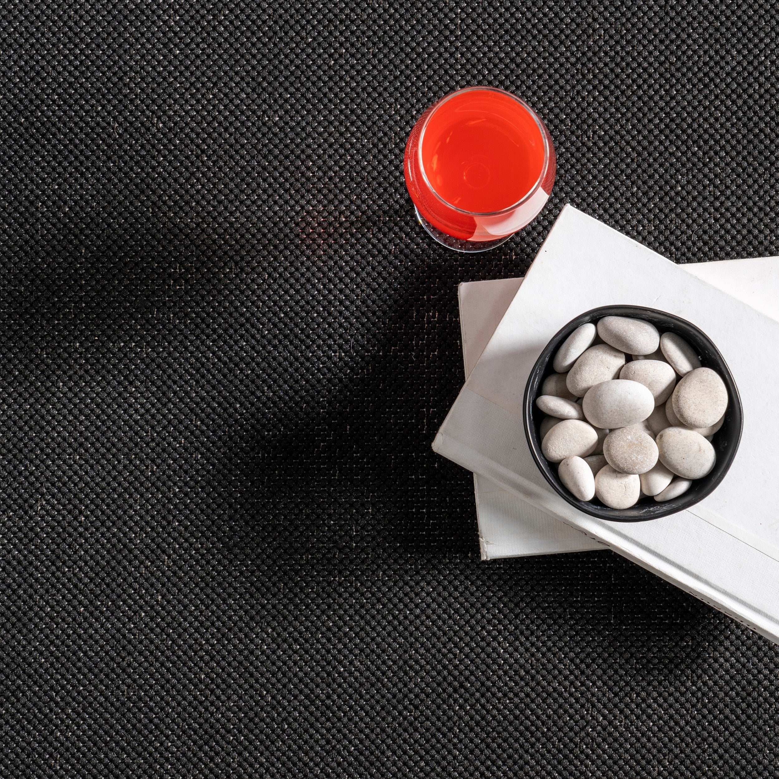 Nuloom Leah Classic Bordered Indoor/Outdoor Area Rug