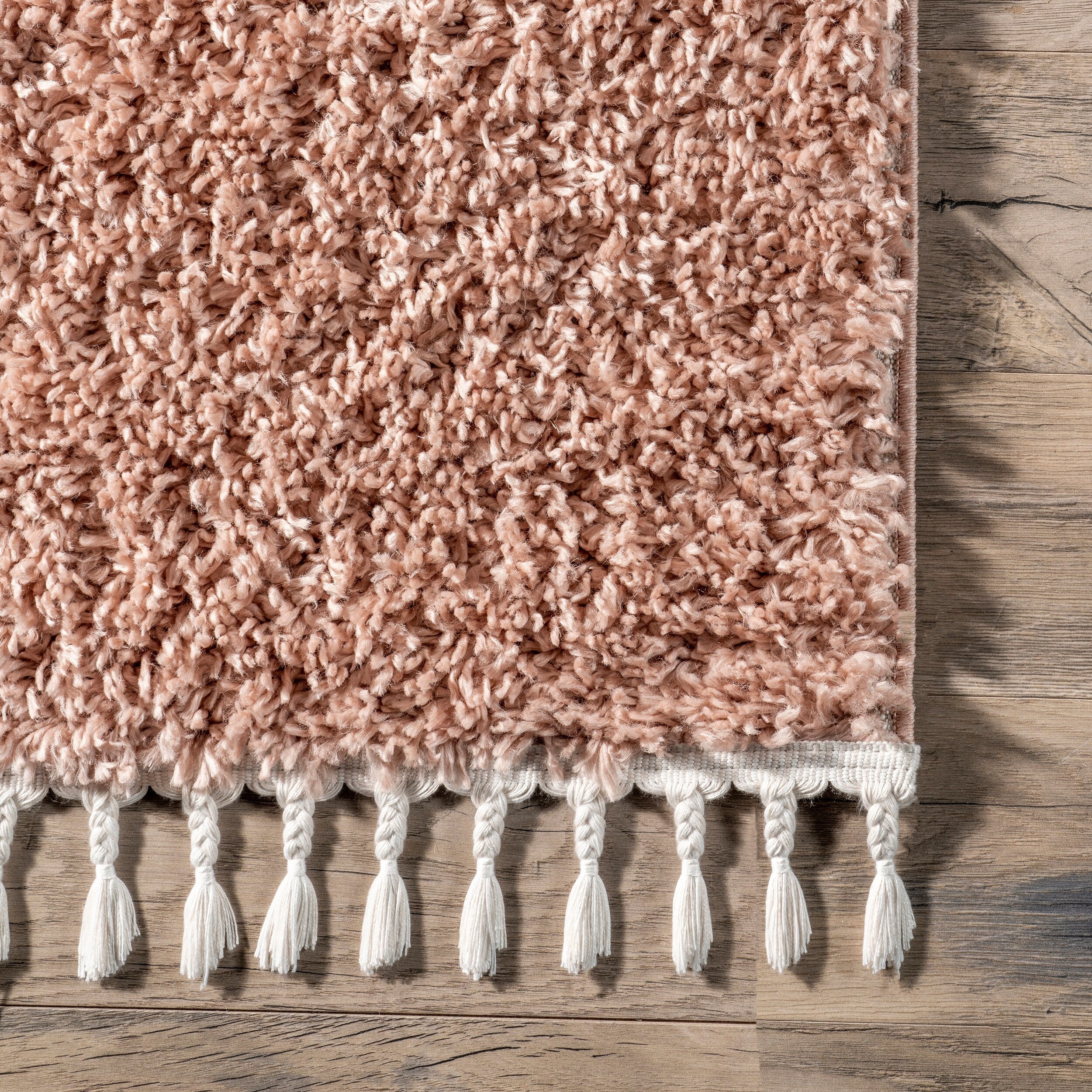 Nuloom Neva Modern Tasseled Shag Area Rug