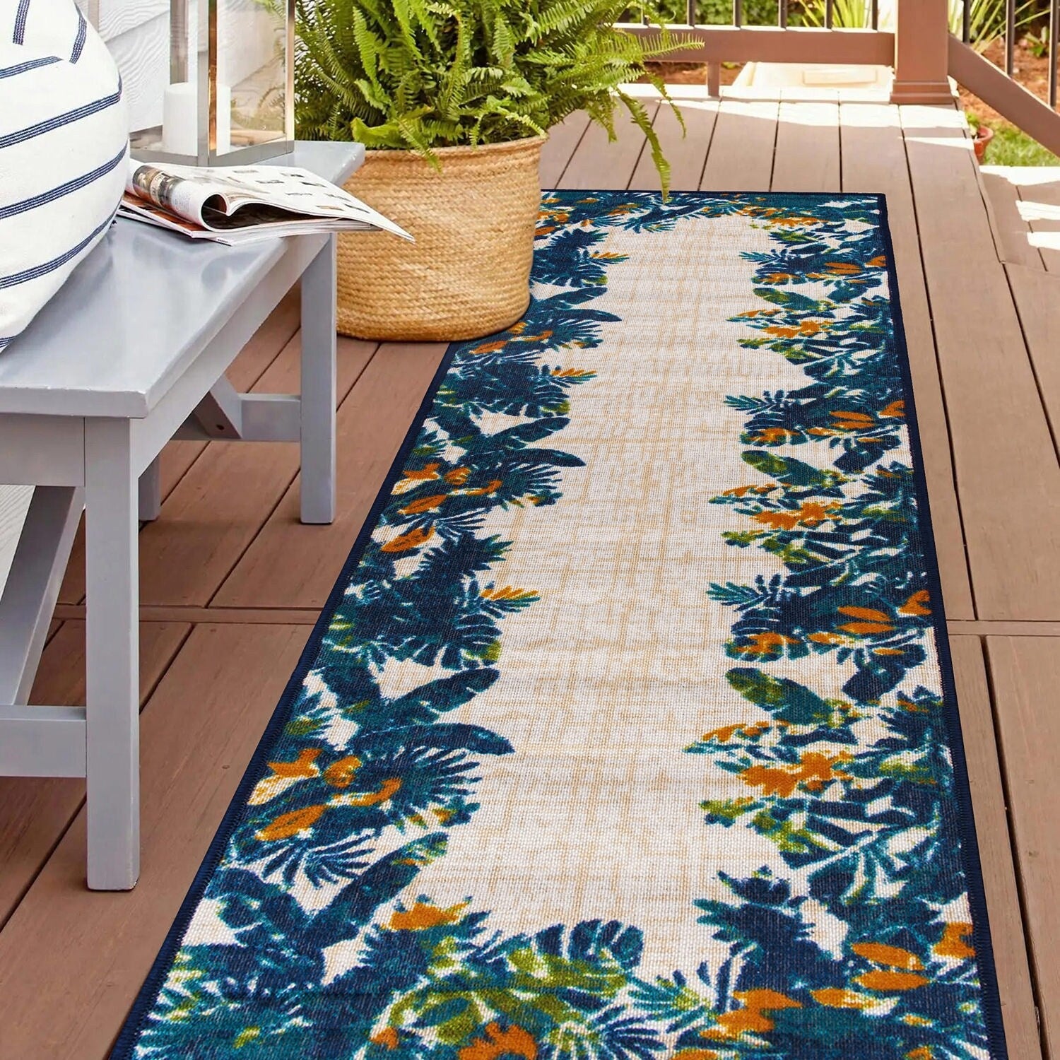 Contemporary Floral Border Indoor/Outdoor Area Rug