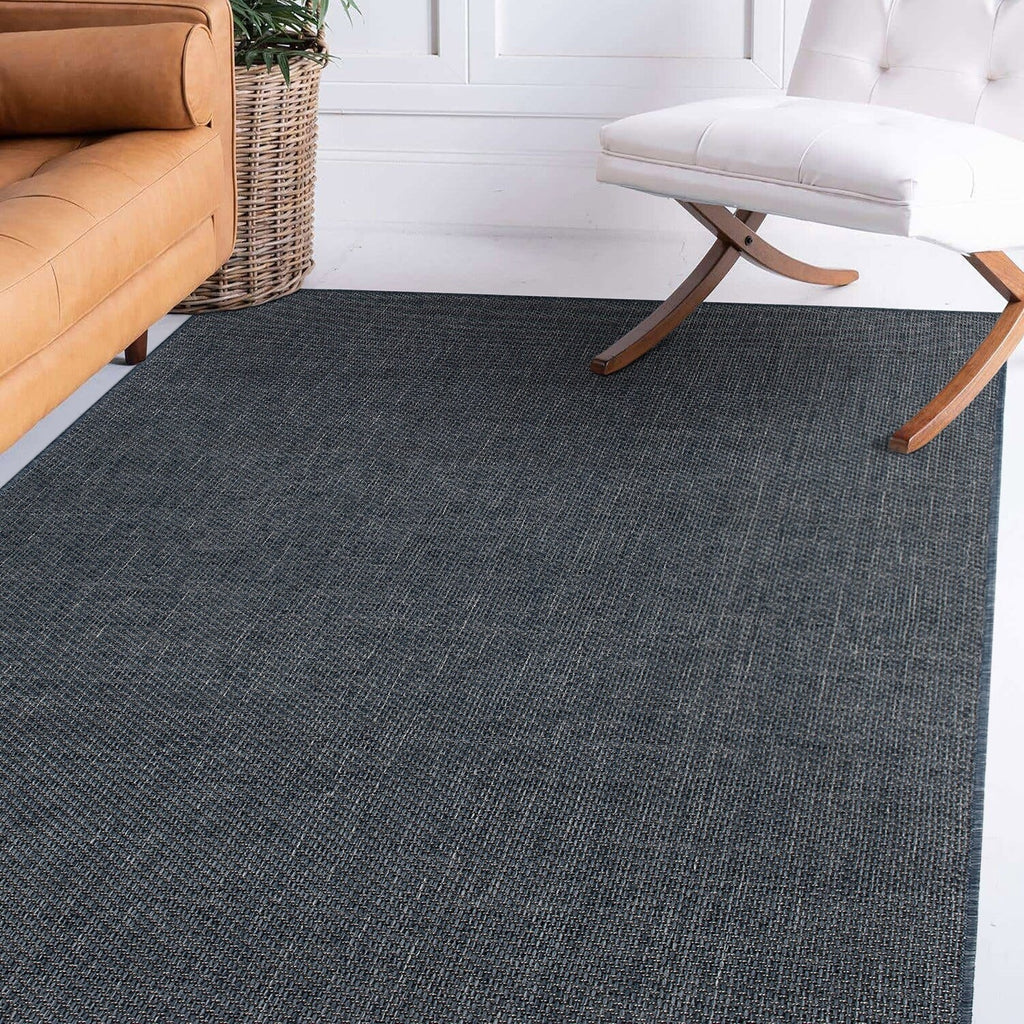 Contemporary Solid Indoor/Outdoor Area Rug