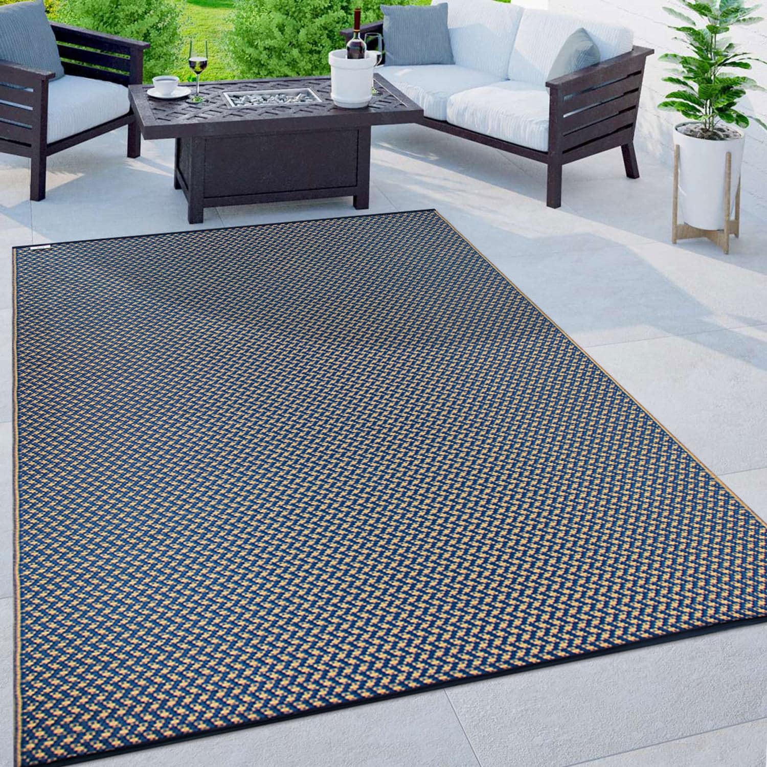 Contemporay Solid Reversible Plastic Outdoor Rugs