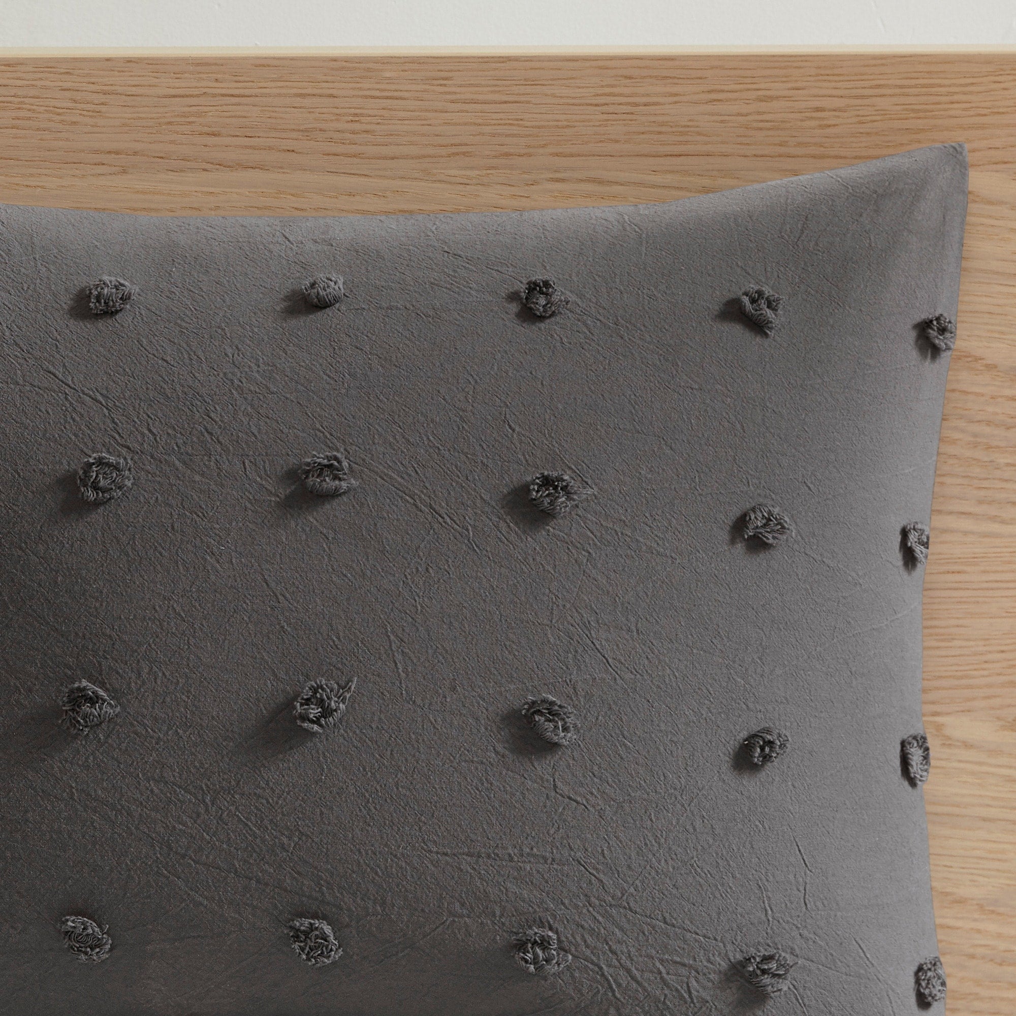 Intelligent Design Maize Cotton Jacquard Duvet Cover Set with Euro Shams and Throw Pillows