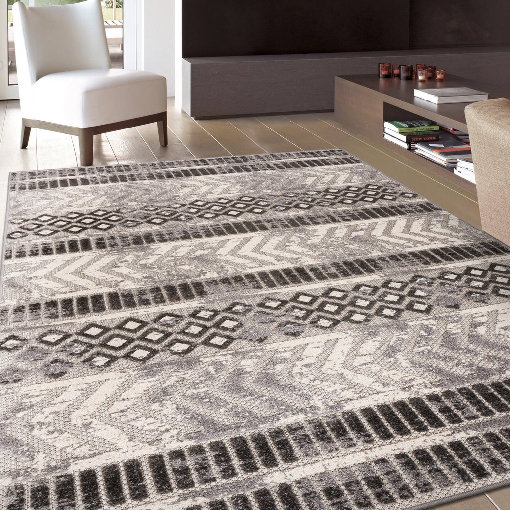 World Rug Gallery Distressed Geometric Indoor/Outdoor Area Rug