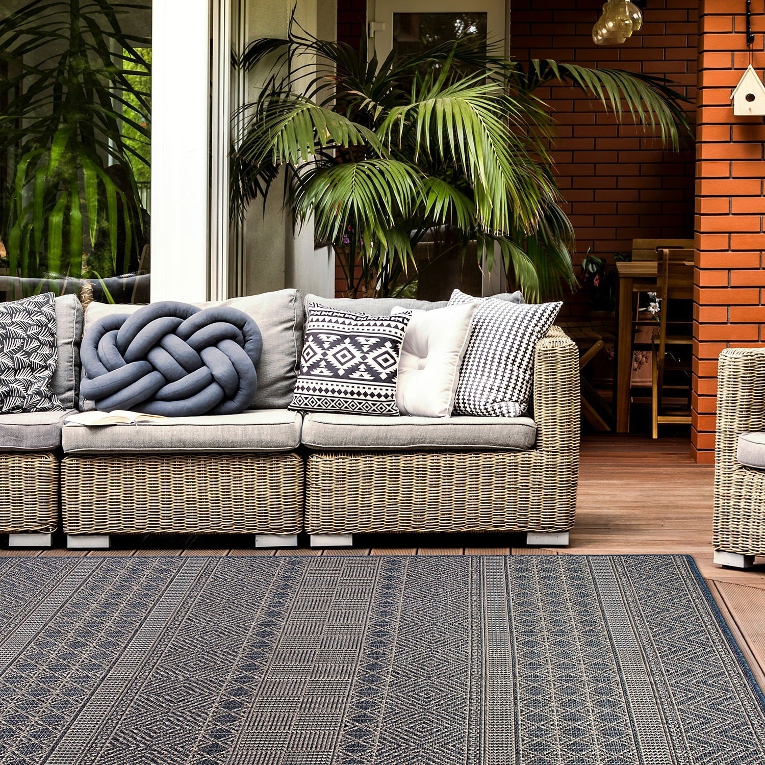 Geometric Bohemian Indoor/Outdoor Area Rug