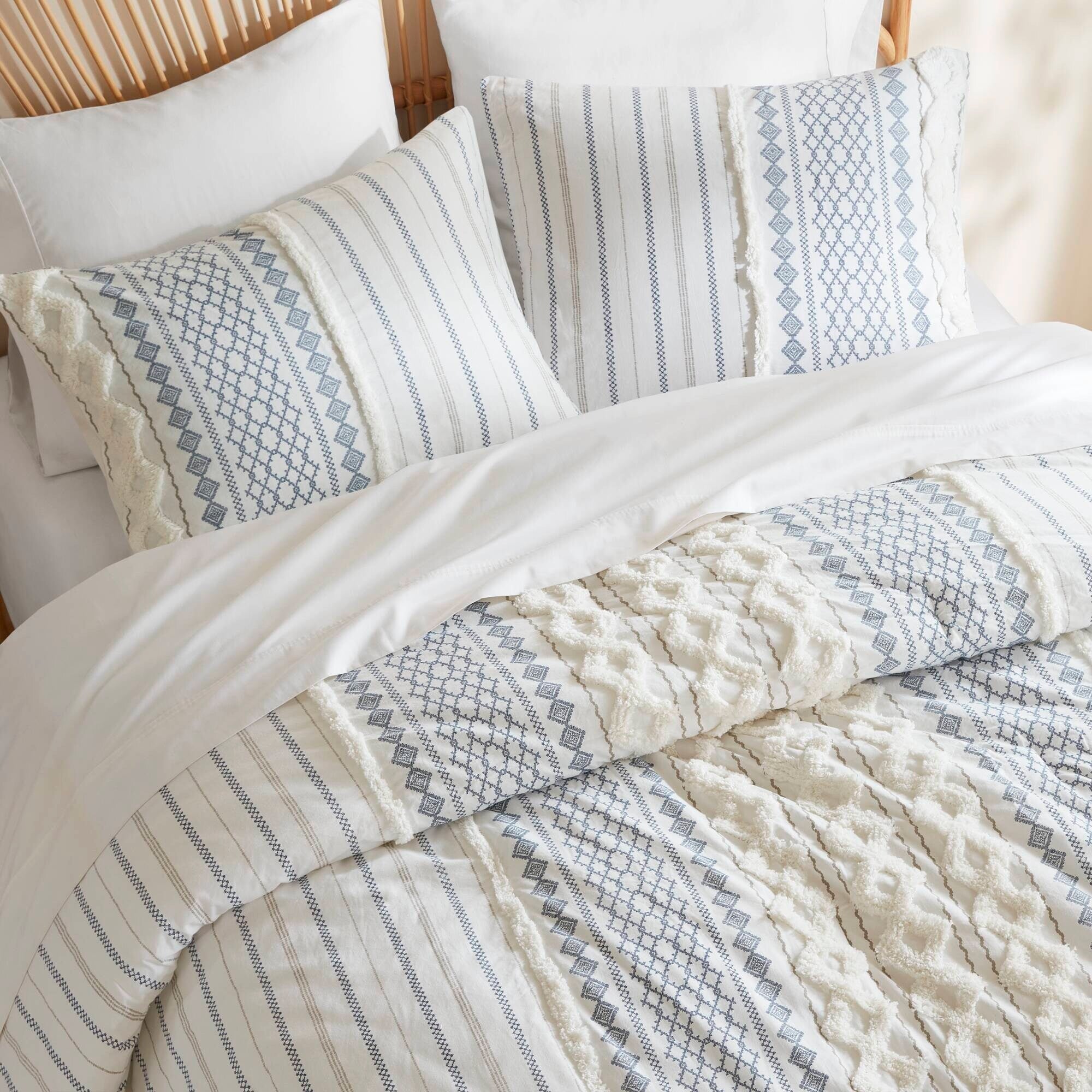 INK+IVY Imani Cotton Printed Comforter Set with Chenille