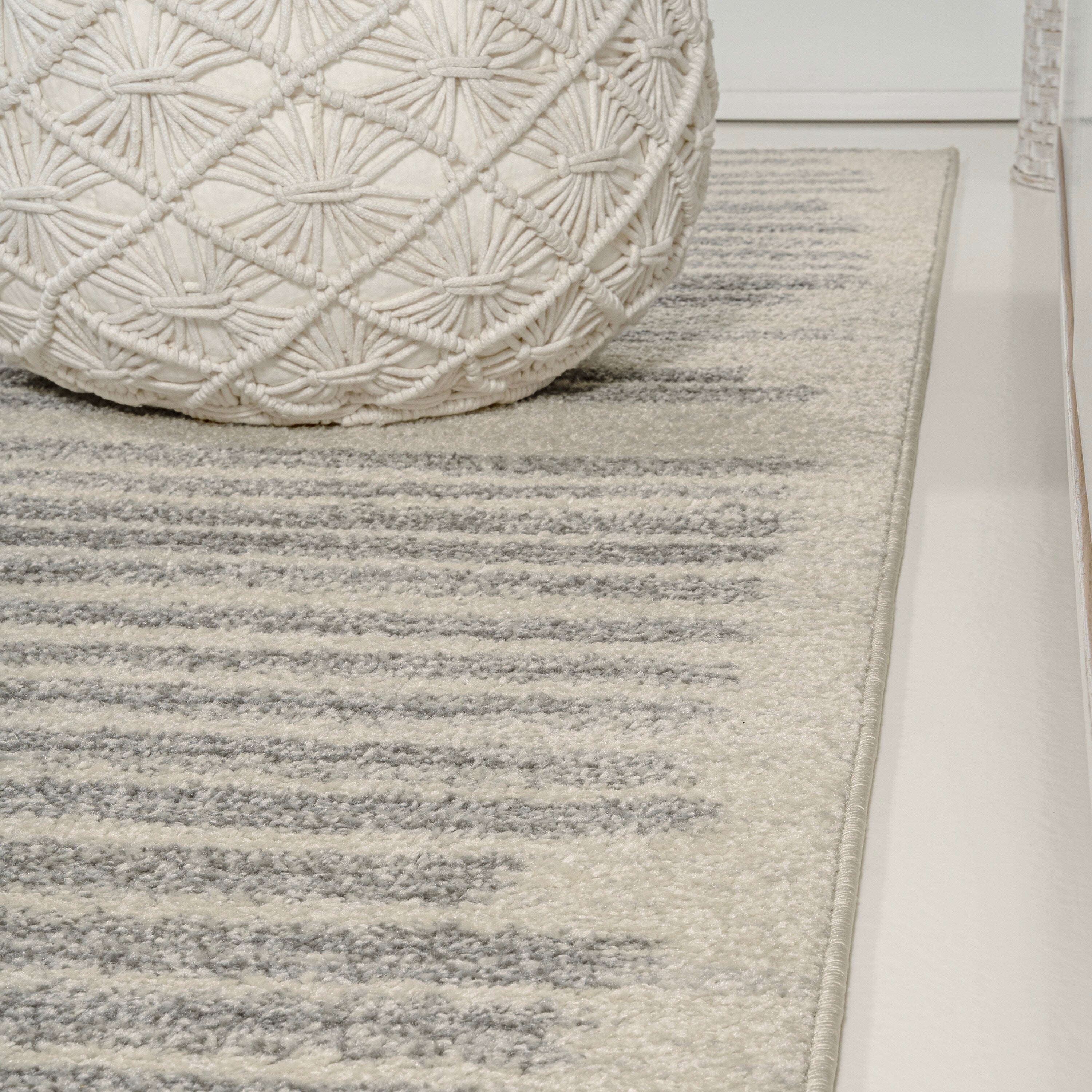 JONATHAN Y Aksil Modern Berber Stripe Area Rug