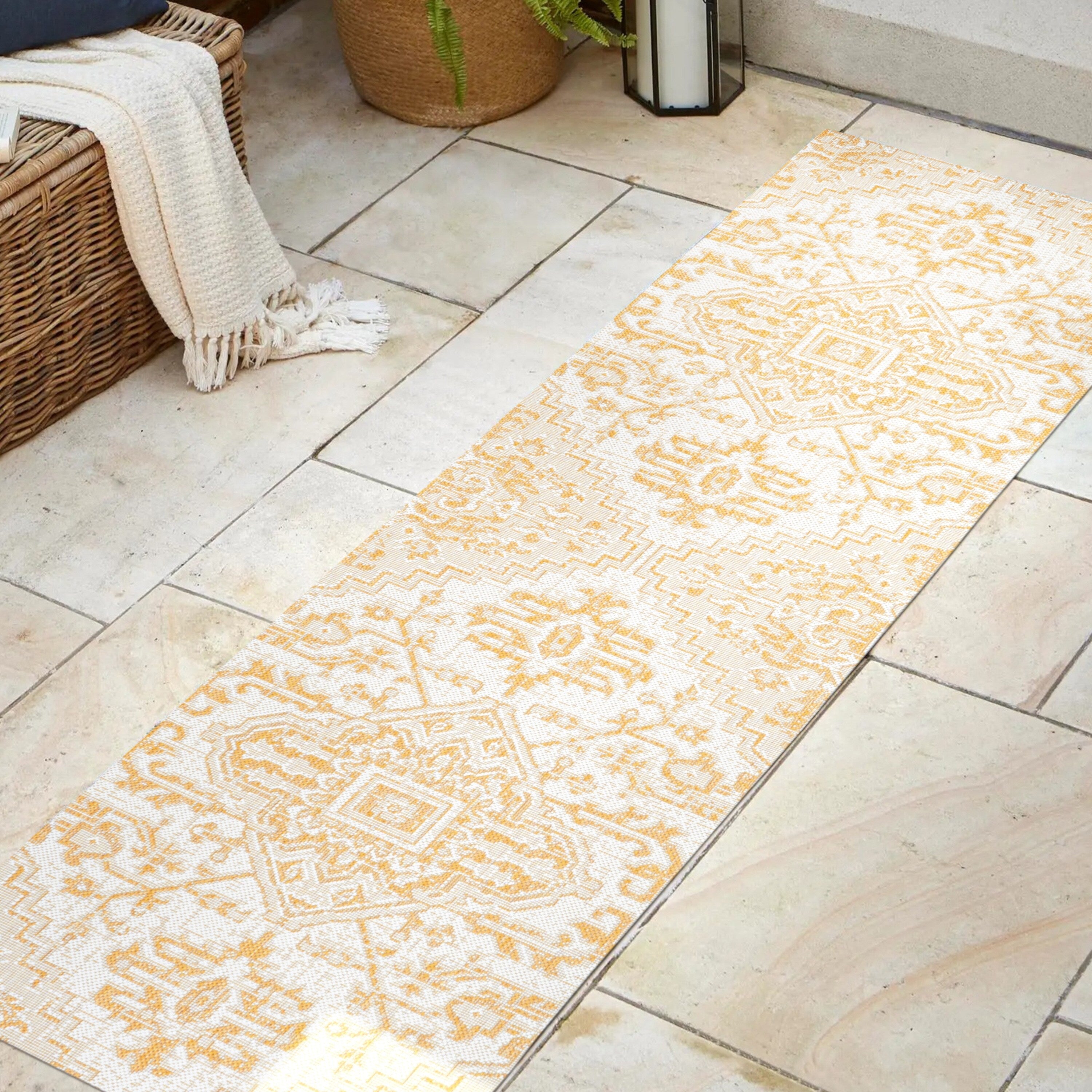 JONATHAN Y Charleston Medallion Indoor/Outdoor Area Rug