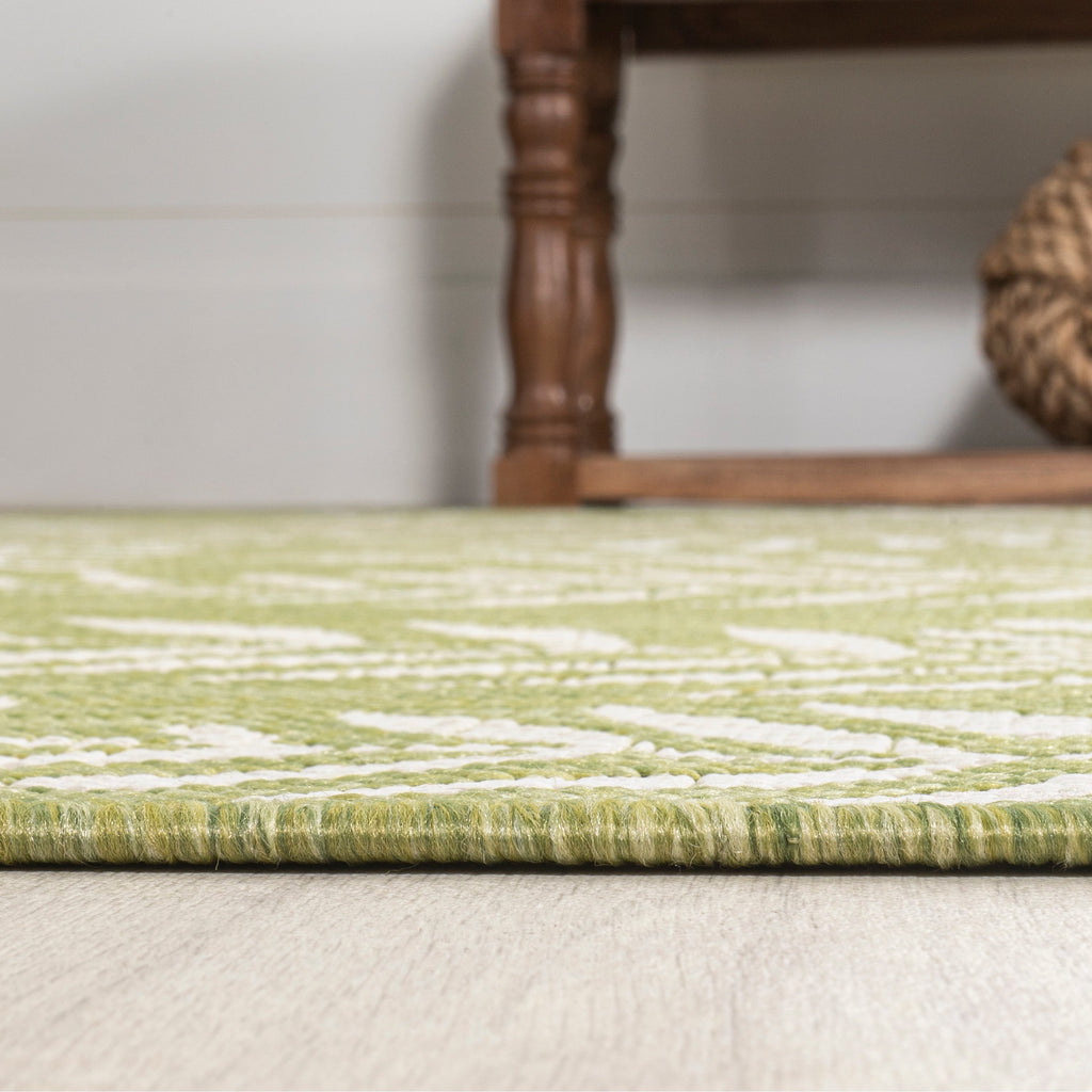 JONATHAN Y Galon Palm Frond Indoor/Outdoor Area Rug