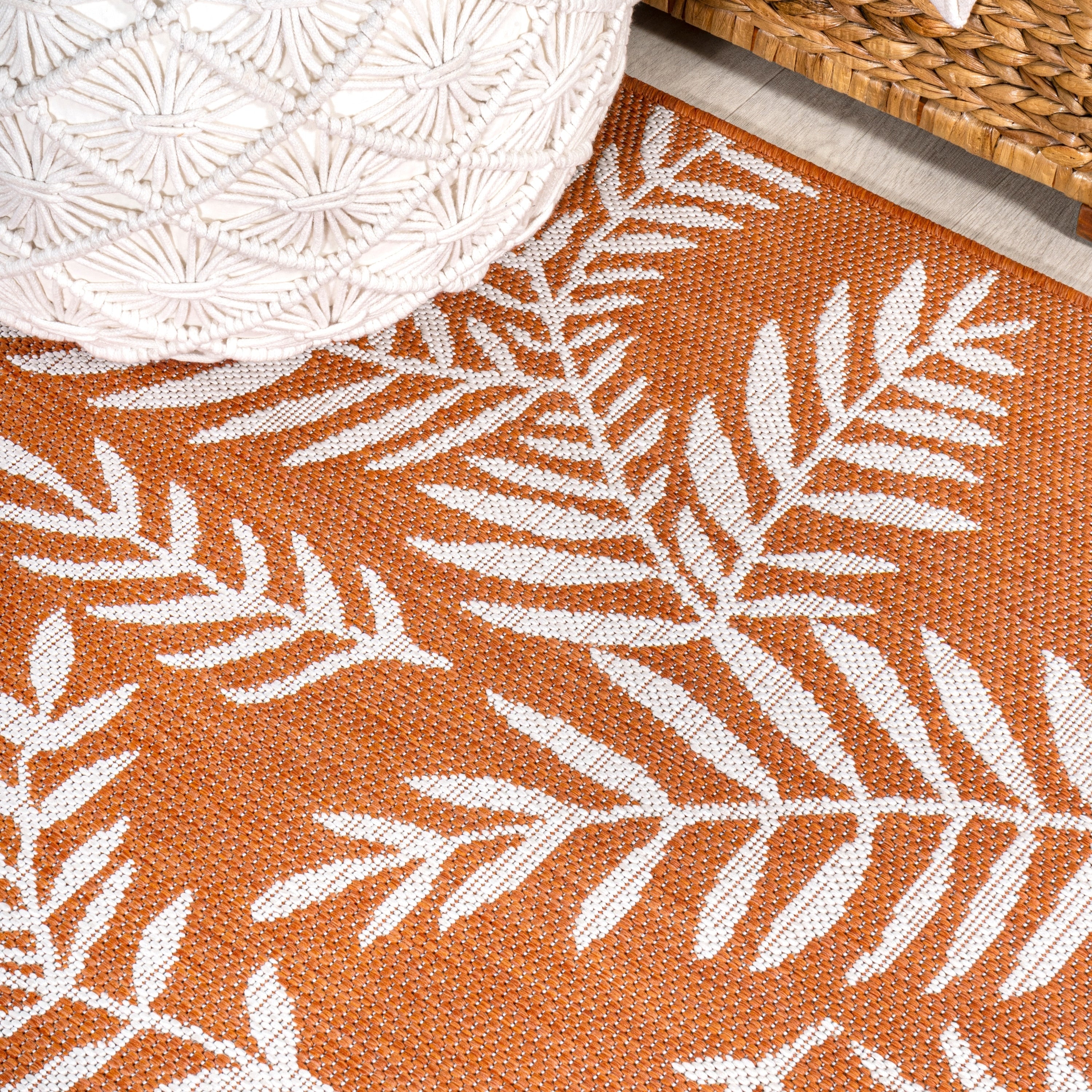 JONATHAN Y Galon Palm Frond Indoor/Outdoor Area Rug