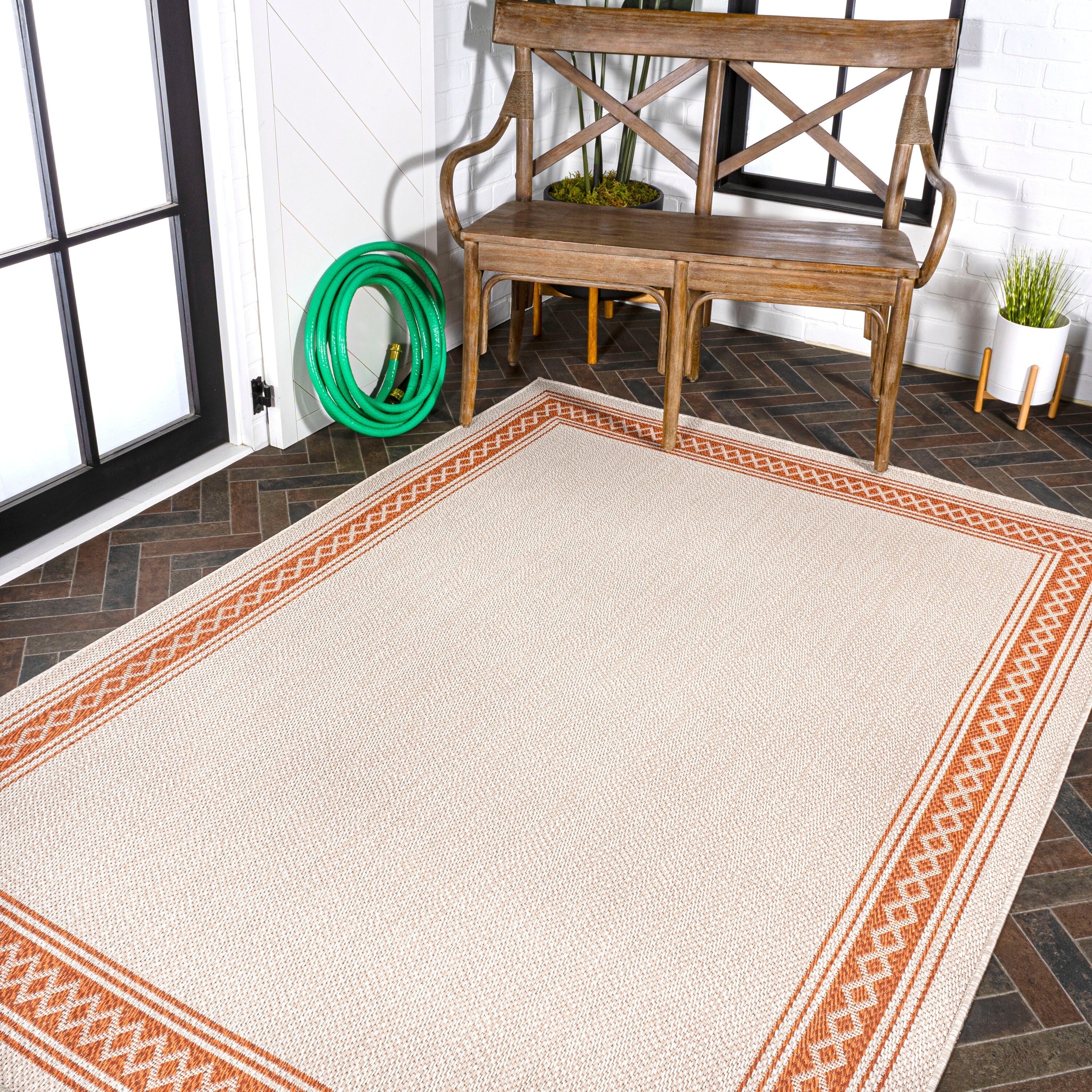 JONATHAN Y Havana Classic Diamond Border Indoor/Outdoor Area Rug