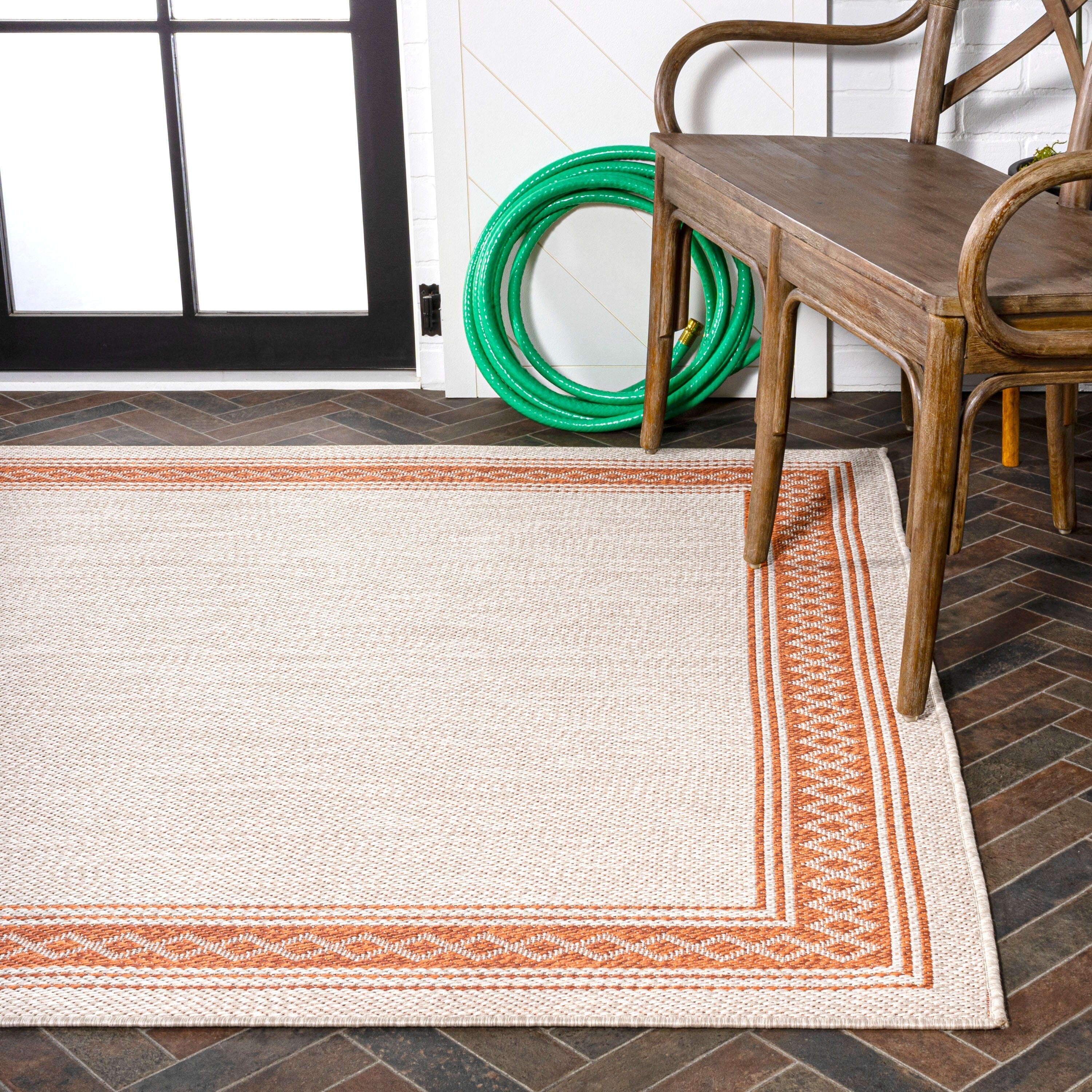 JONATHAN Y Havana Classic Diamond Border Indoor/Outdoor Area Rug