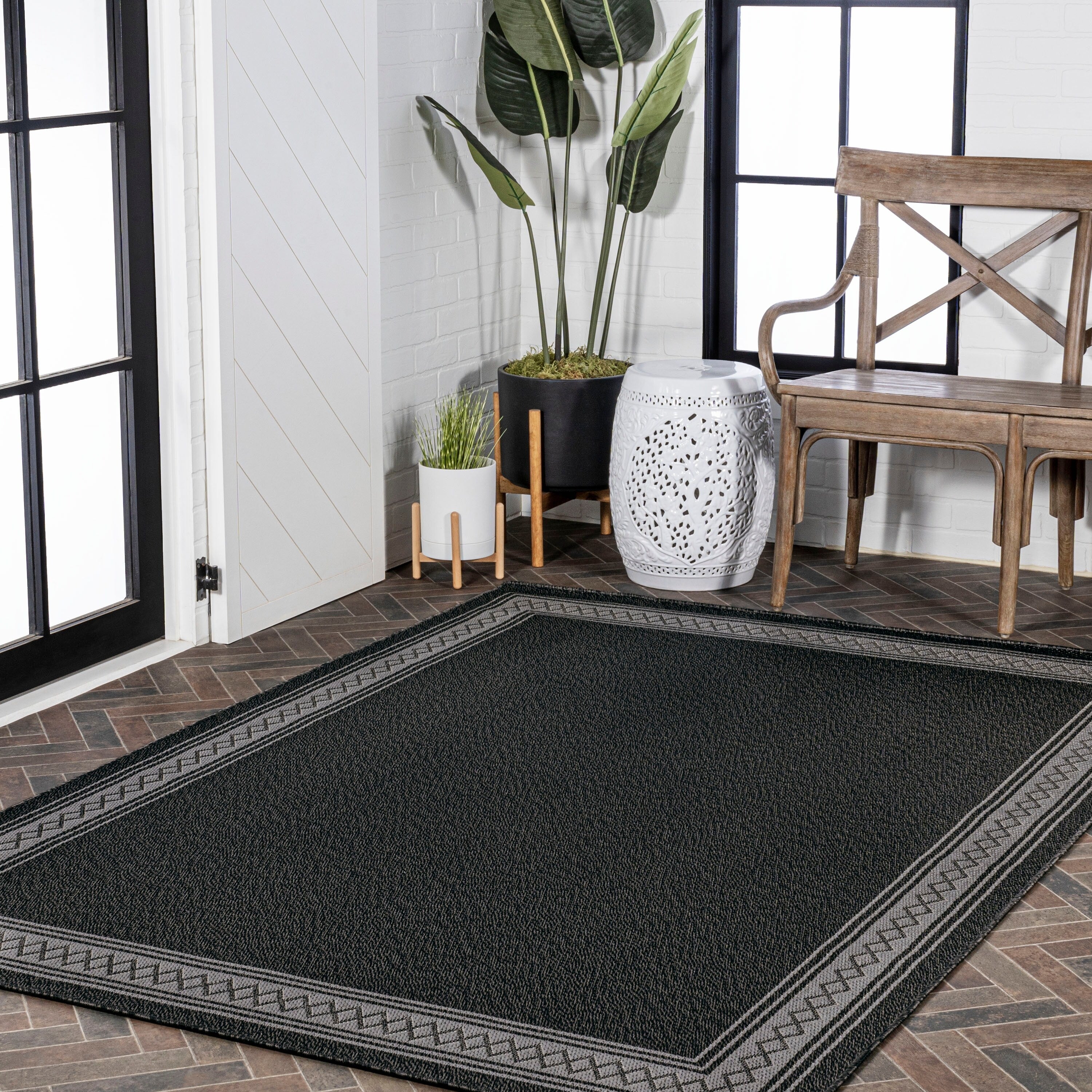 JONATHAN Y Havana Classic Diamond Border Indoor/Outdoor Area Rug