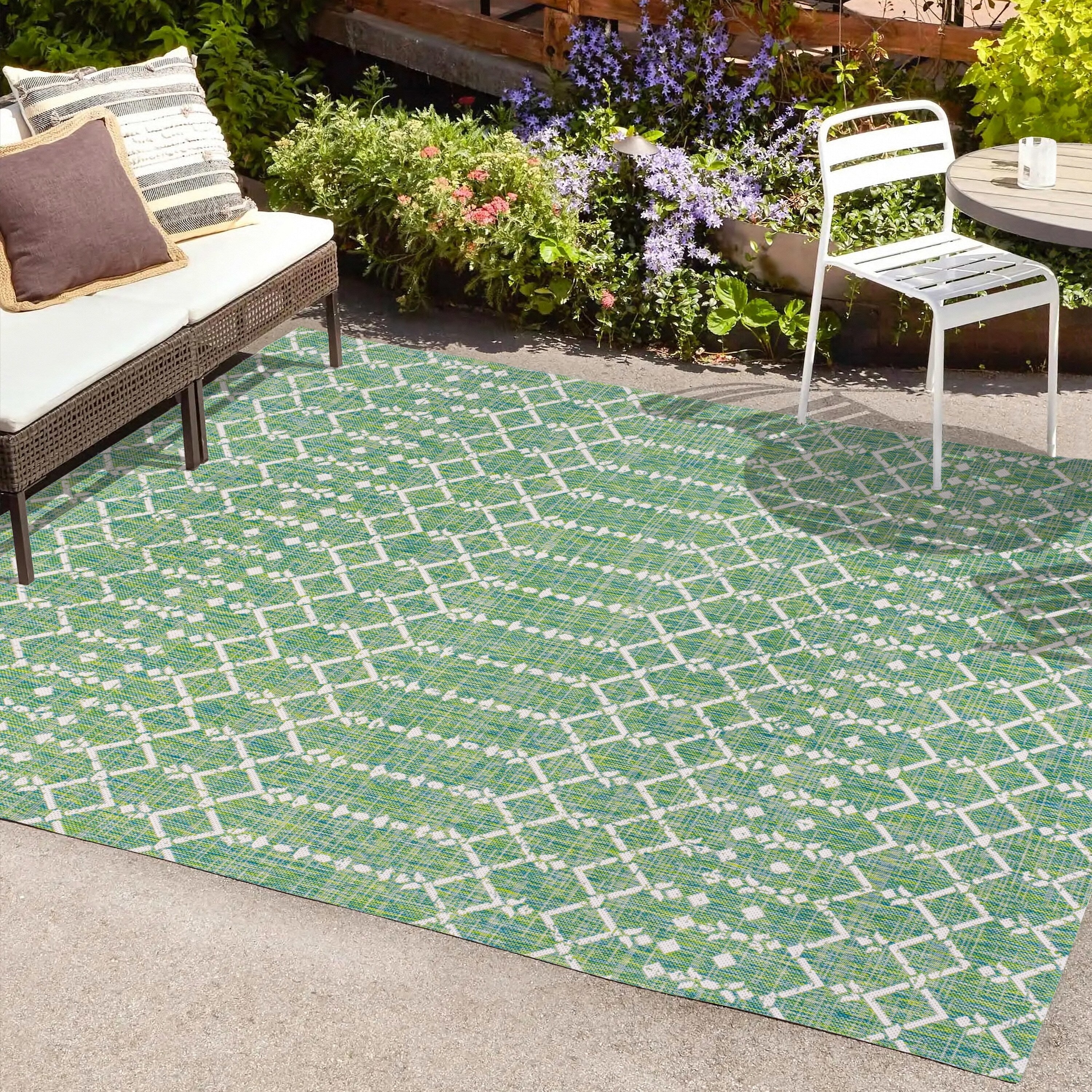 JONATHAN Y Trebol Moroccan Geometric Textured Weave Indoor/Outdoor Area Rug