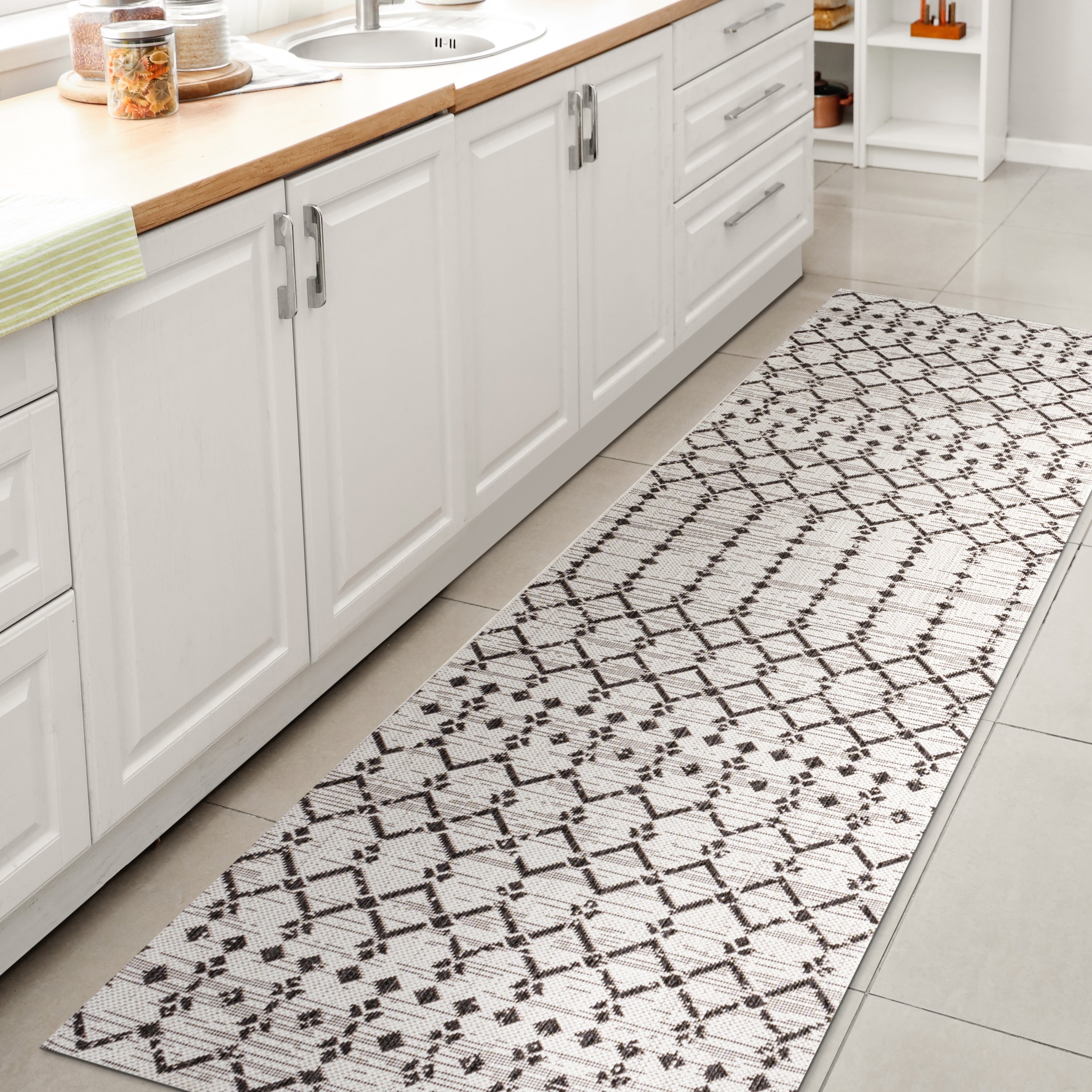 JONATHAN Y Trebol Moroccan Geometric Textured Weave Indoor/Outdoor Area Rug