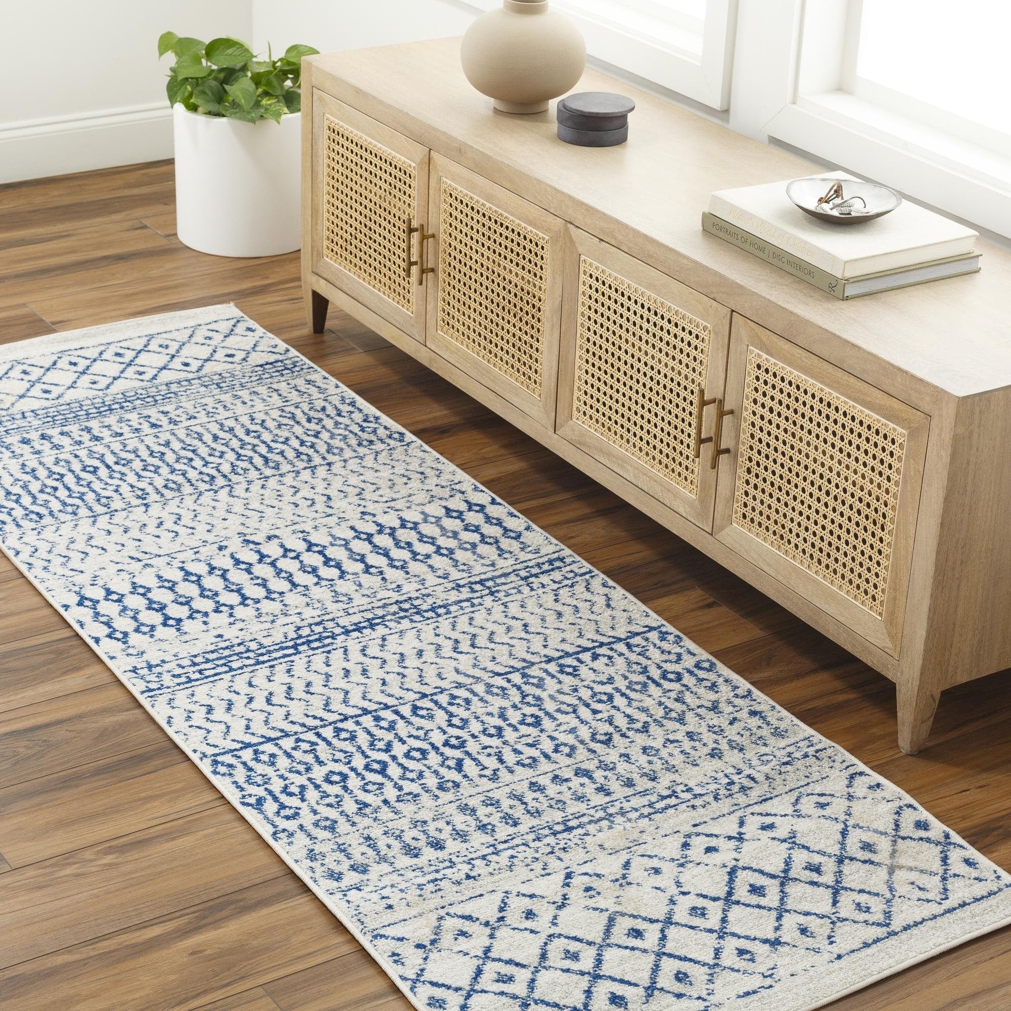Livabliss Elaziz Moroccan Geometric Area Rug