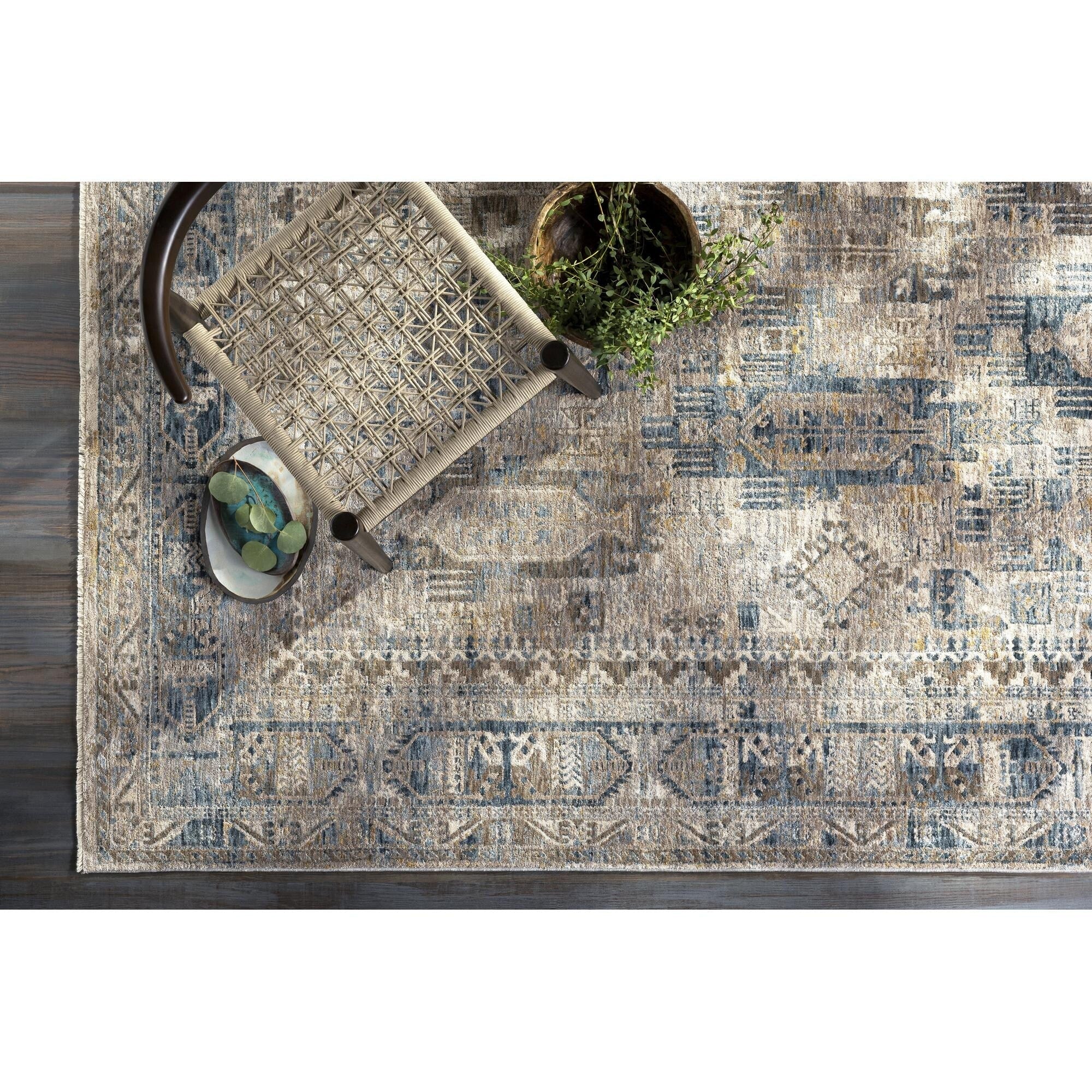 Livabliss Mirabel Traditional Area Rug