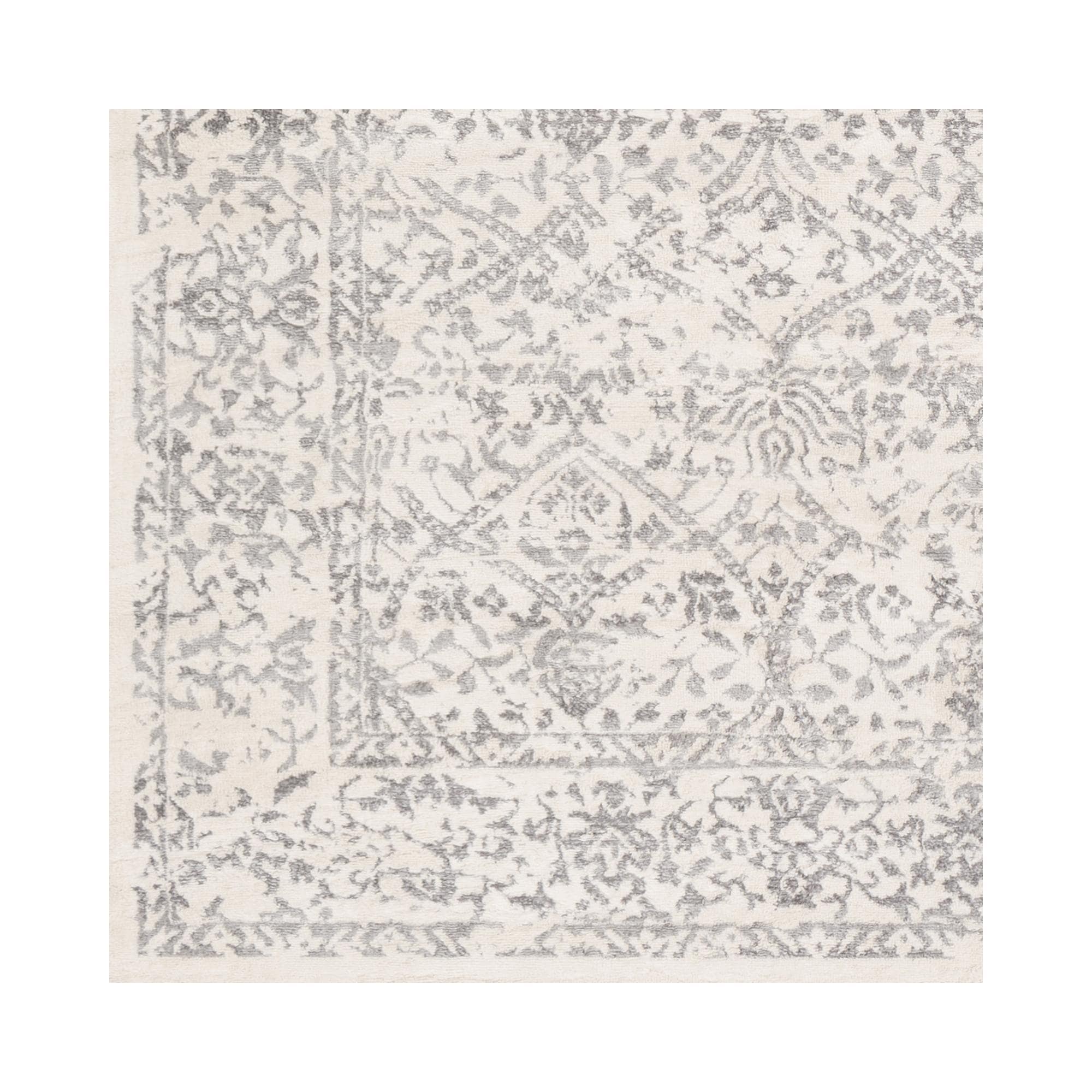 Livabliss Roma Distressed Medallion Area Rug