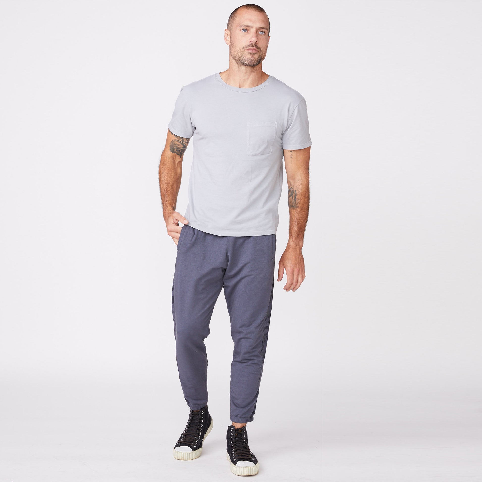 Relaxed Pocket Crew
