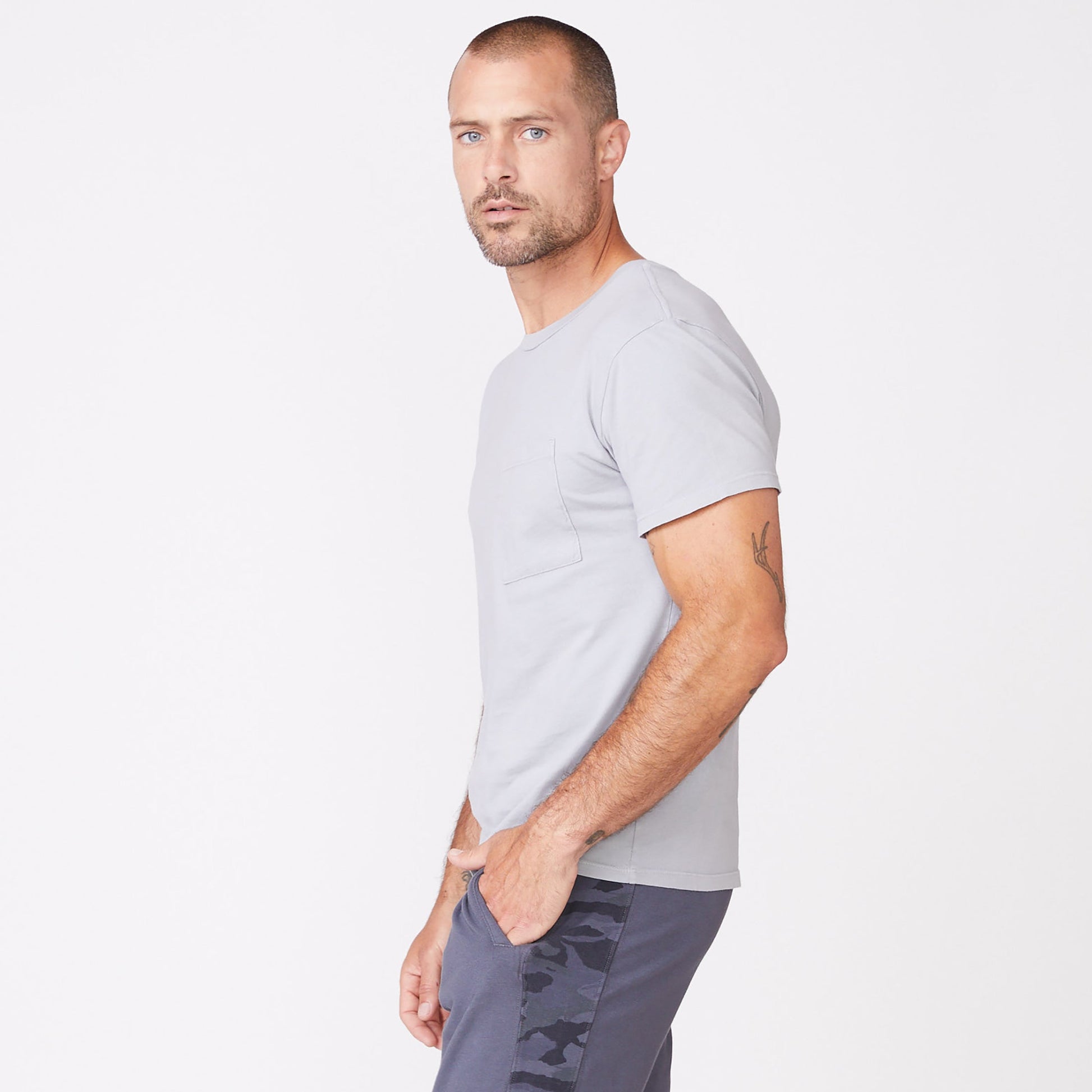 Relaxed Pocket Crew