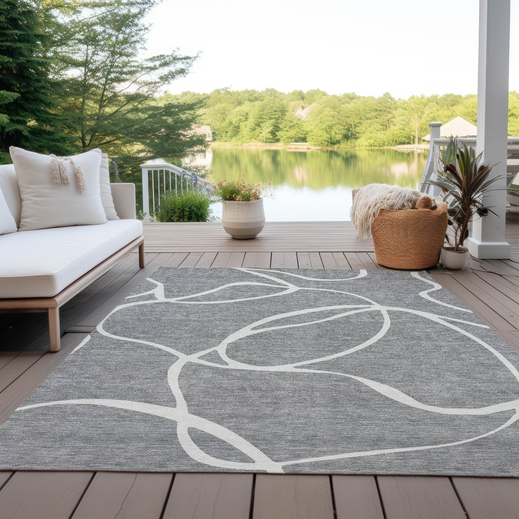 Machine Washable Indoor/ Outdoor Abstract Modern Chantille Rug