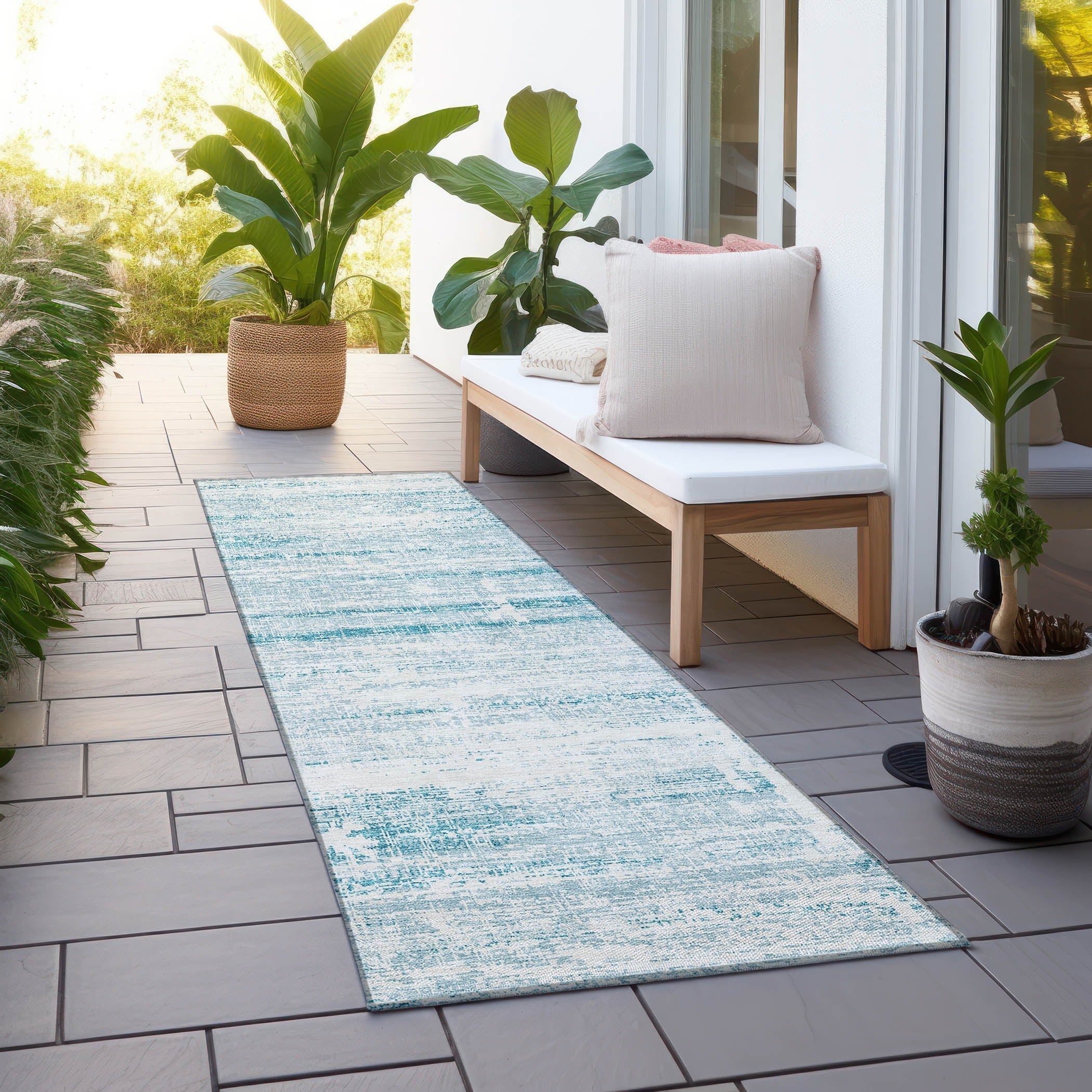 Machine Washable Indoor/ Outdoor Chantille Ombre Solid Rug