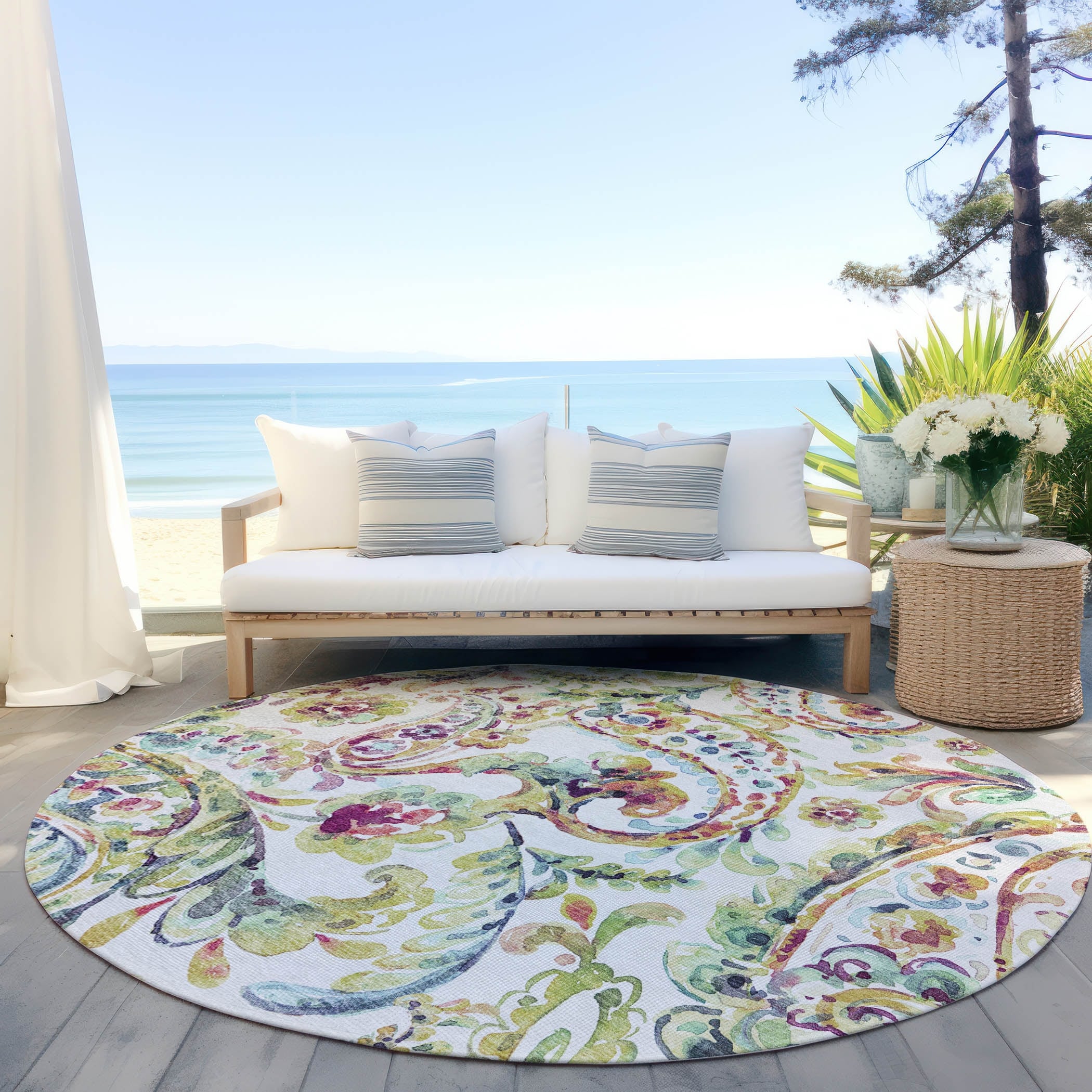 Machine Washable Indoor/ Outdoor Chantille Traditional Scroll Rug