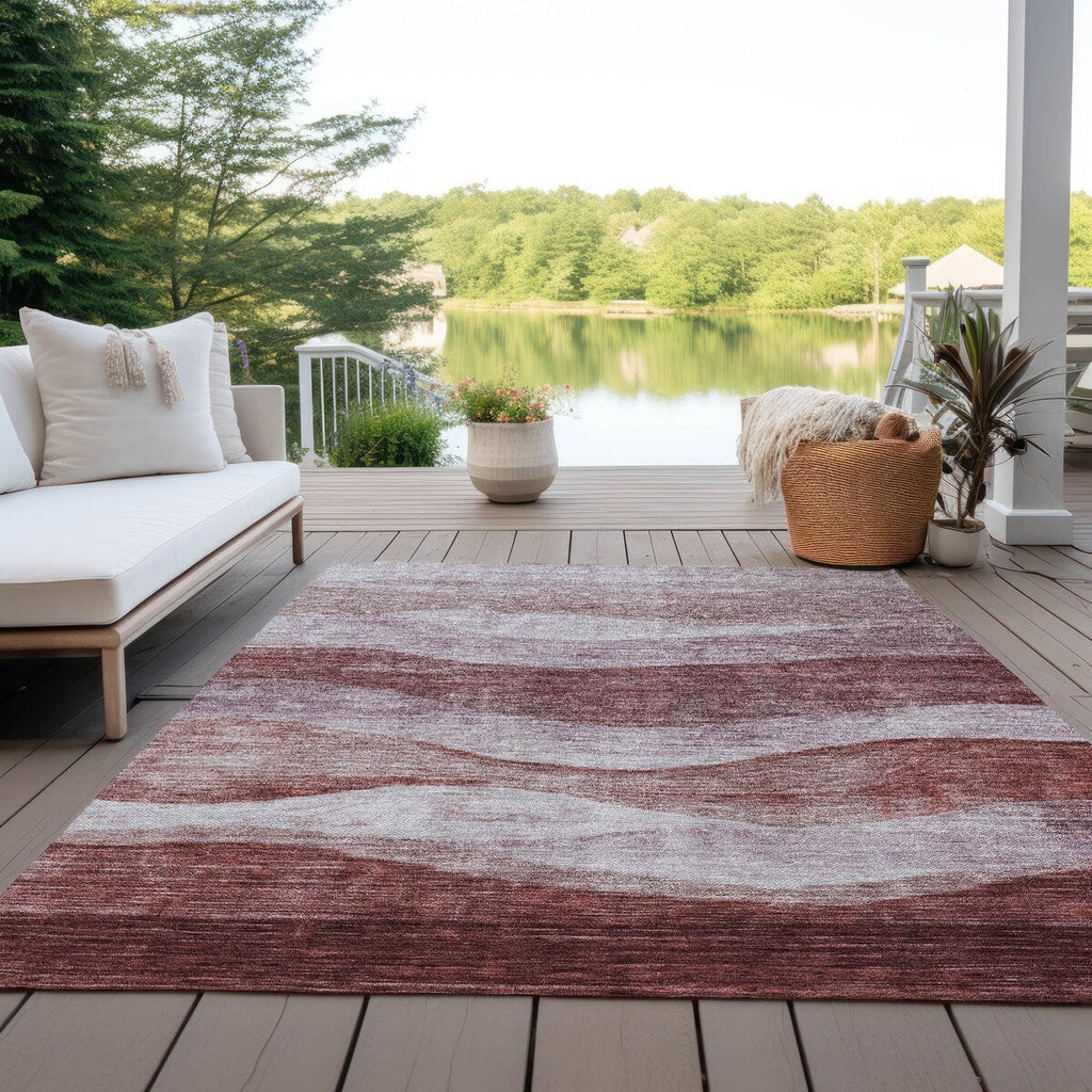 Machine Washable Indoor/ Outdoor Contemporary Waves Chantille Rug