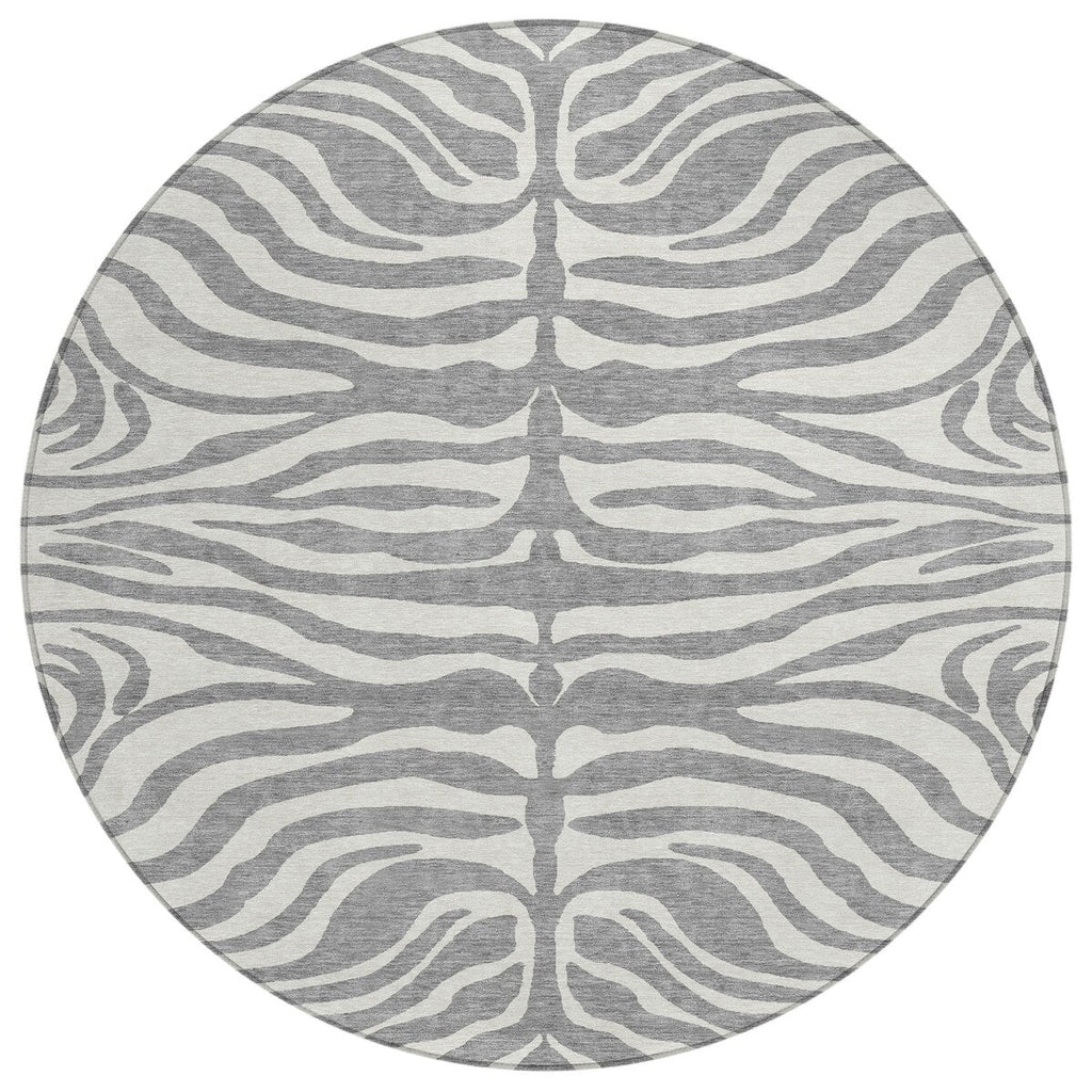 Machine Washable Indoor/ Outdoor Modern Animal Print Chantille Rug