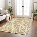 Machine Washable Indoor/ Outdoor Modern Animal Print Chantille Rug
