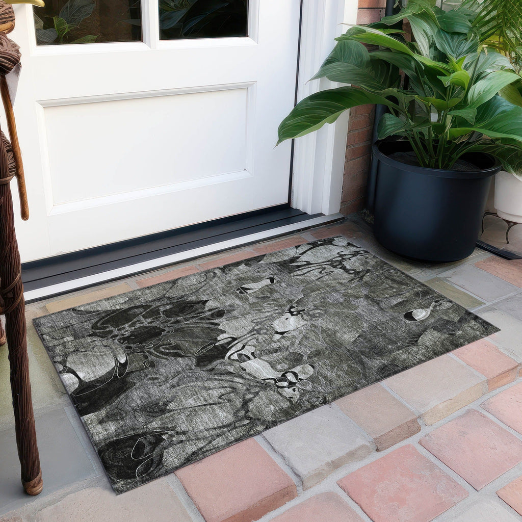 Machine Washable Indoor/ Outdoor Modern Floral Chantille Rug
