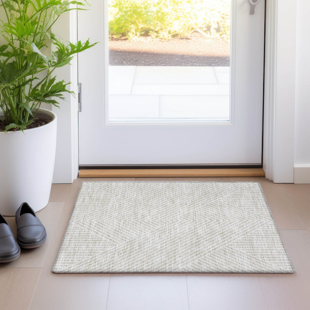 Machine Washable Indoor/ Outdoor Modern Geo Chantille Rug
