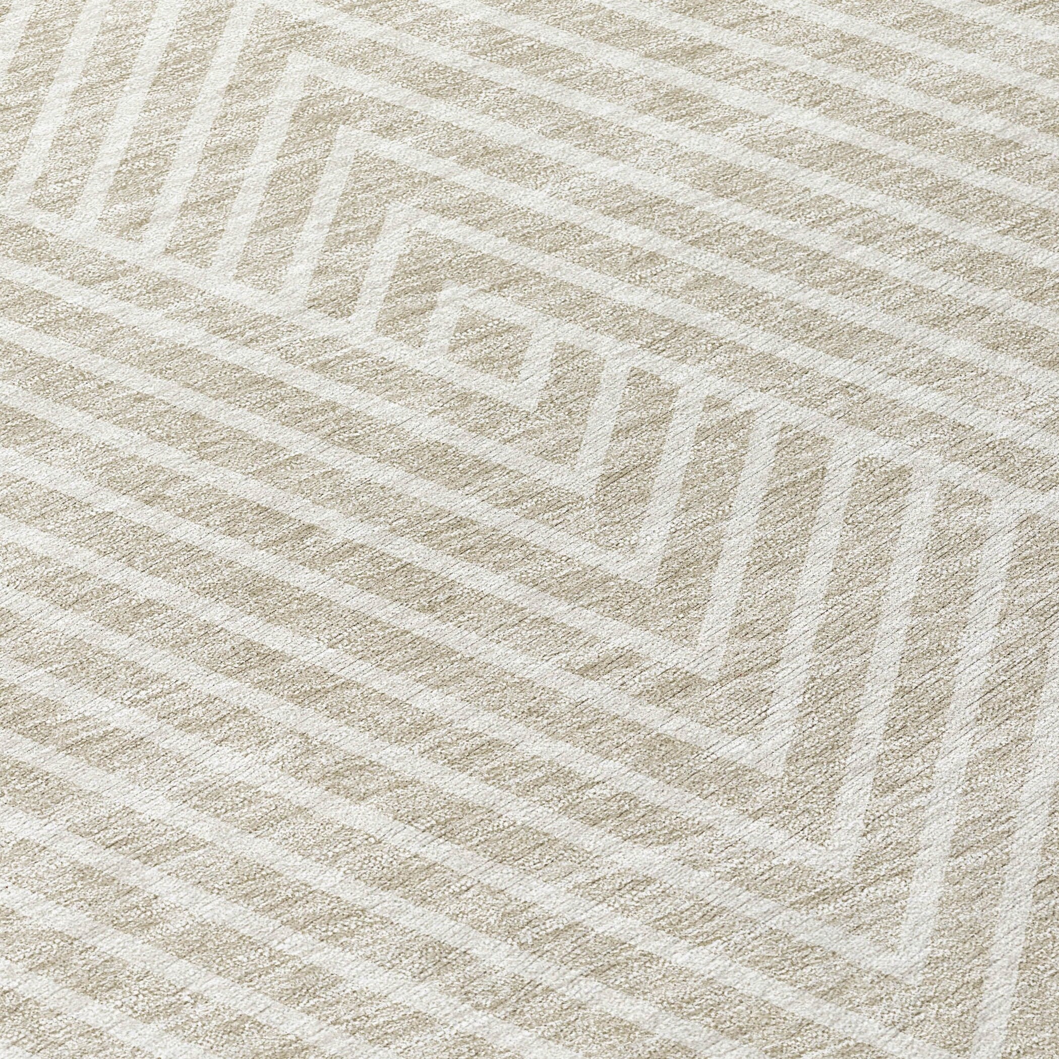 Machine Washable Indoor/ Outdoor Modern Geo Chantille Rug