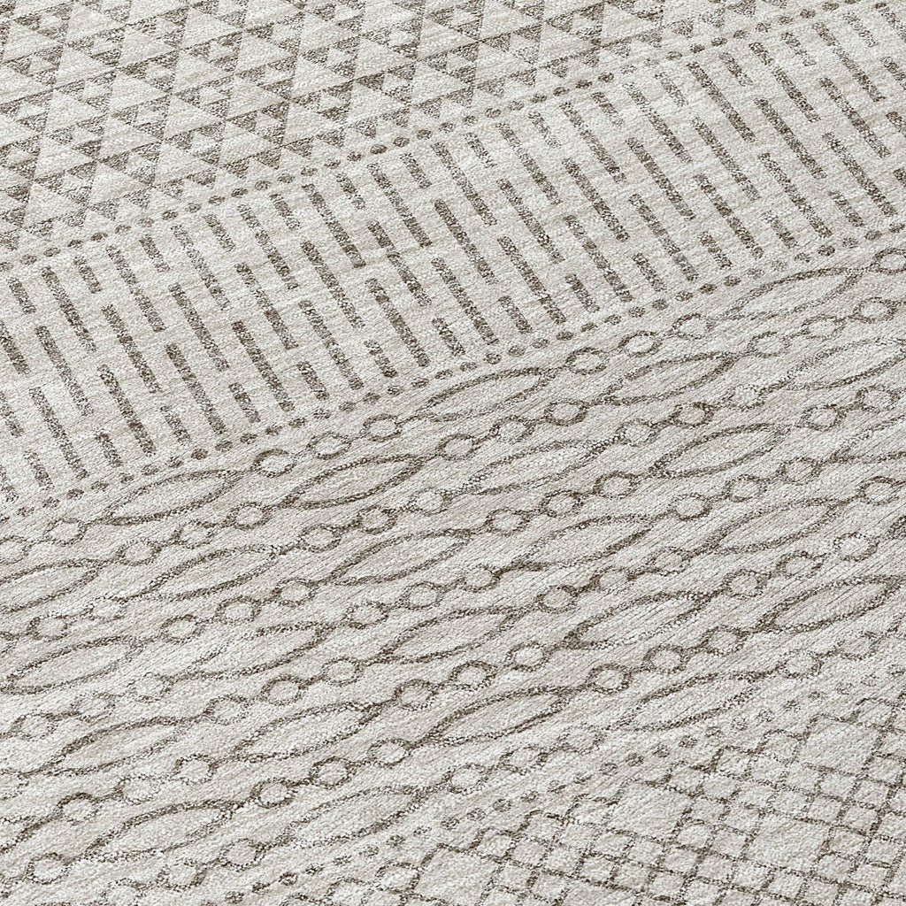 Machine Washable Indoor/ Outdoor Modern Stripes Chantille Rug