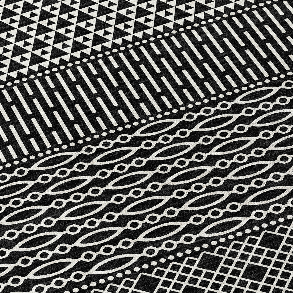 Machine Washable Indoor/ Outdoor Modern Stripes Chantille Rug