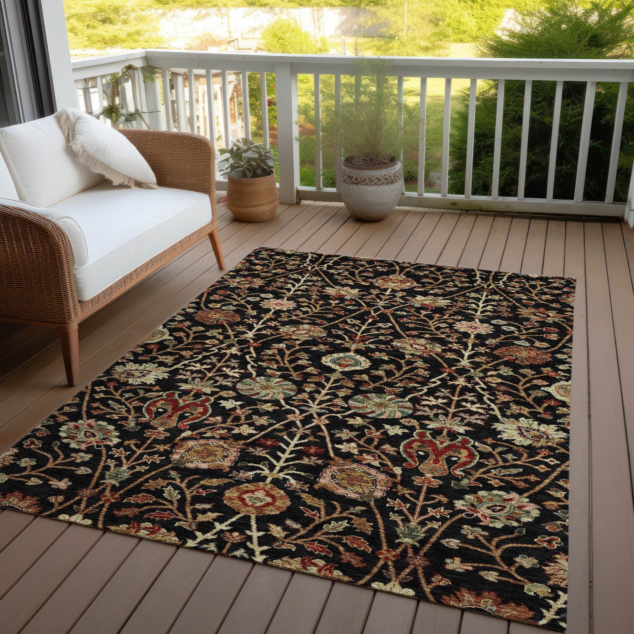 Machine Washable Indoor/ Outdoor Traditional Kashan Chantille Rug